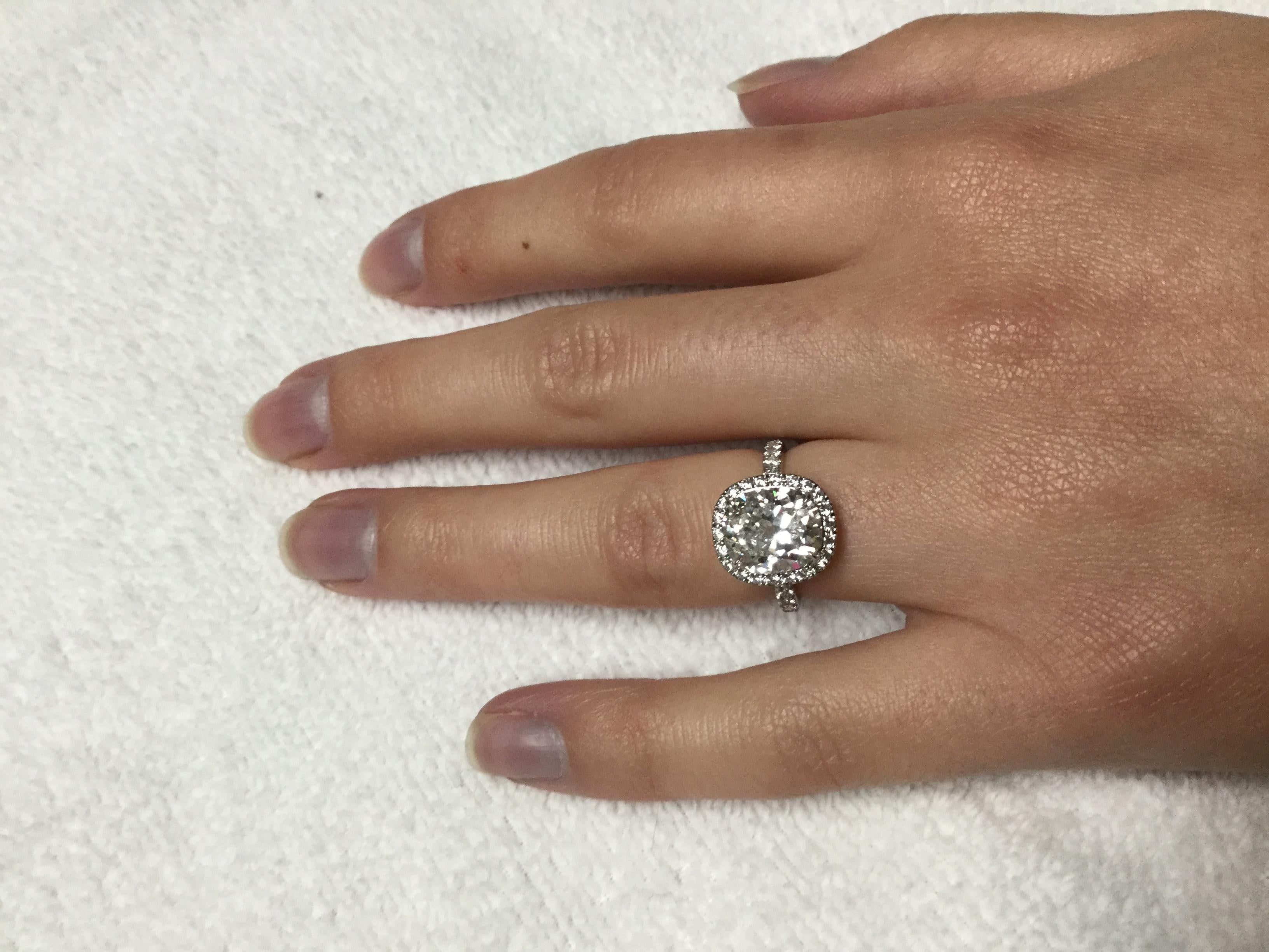 Women's or Men's Harry Winston Platinum Cushion Cut Diamond Engagement Ring GIA 3.41 Carat For Sale