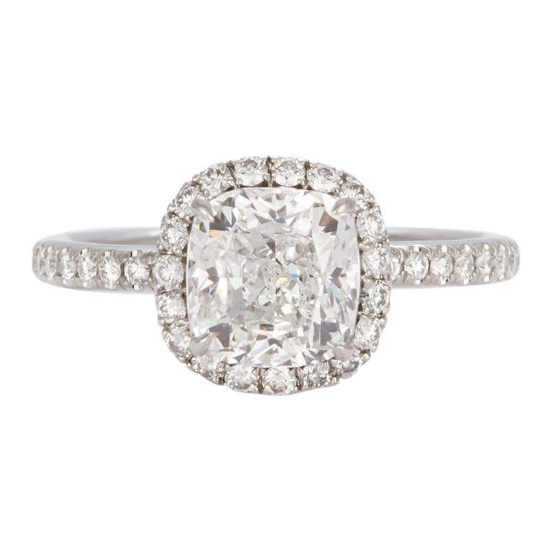 Harry Winston Halo For Sale on 1stDibs