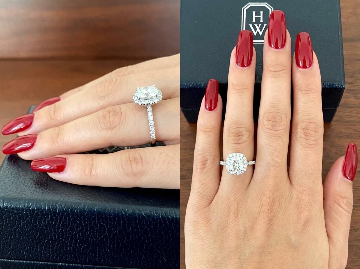 Anello con diamante a cuscino in platino di Harry Winston In condizioni ottime in vendita a Chicago, IL