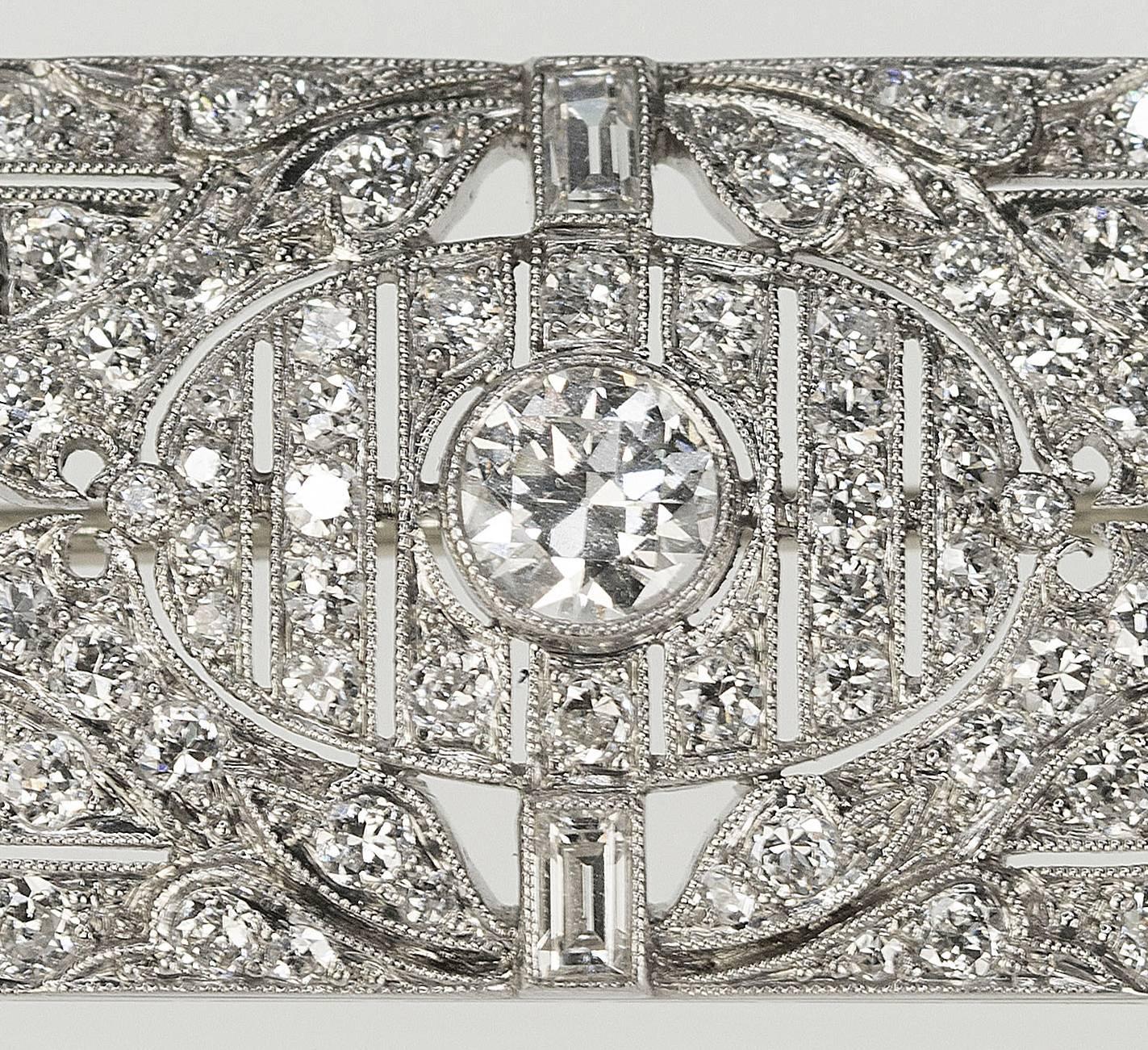 Women's or Men's Platinum Hayden W. Wheeler & Co Art Deco Brooch, circa 1930s
