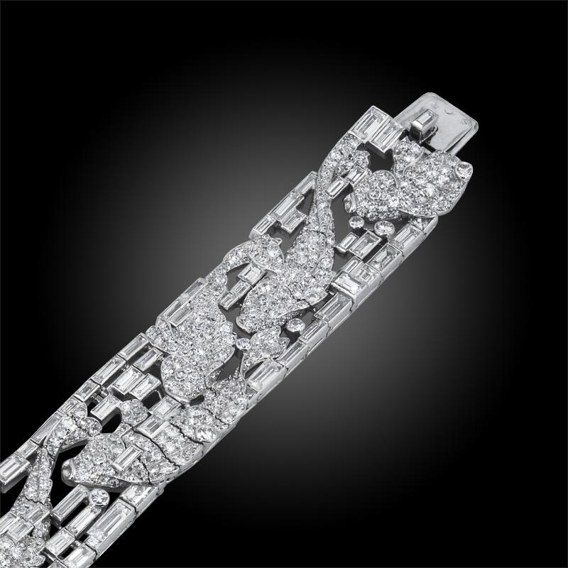 Diamant-Platin-Armband mit Fischmotiv von Harry Winston im Zustand „Gut“ im Angebot in New York, NY