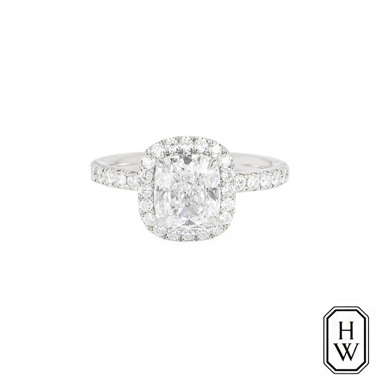 Harry Winston Platin-Diamant-Verlobungsring 1,76 Karat E/VVS1 GIA-zertifiziert (Kissenschliff) im Angebot