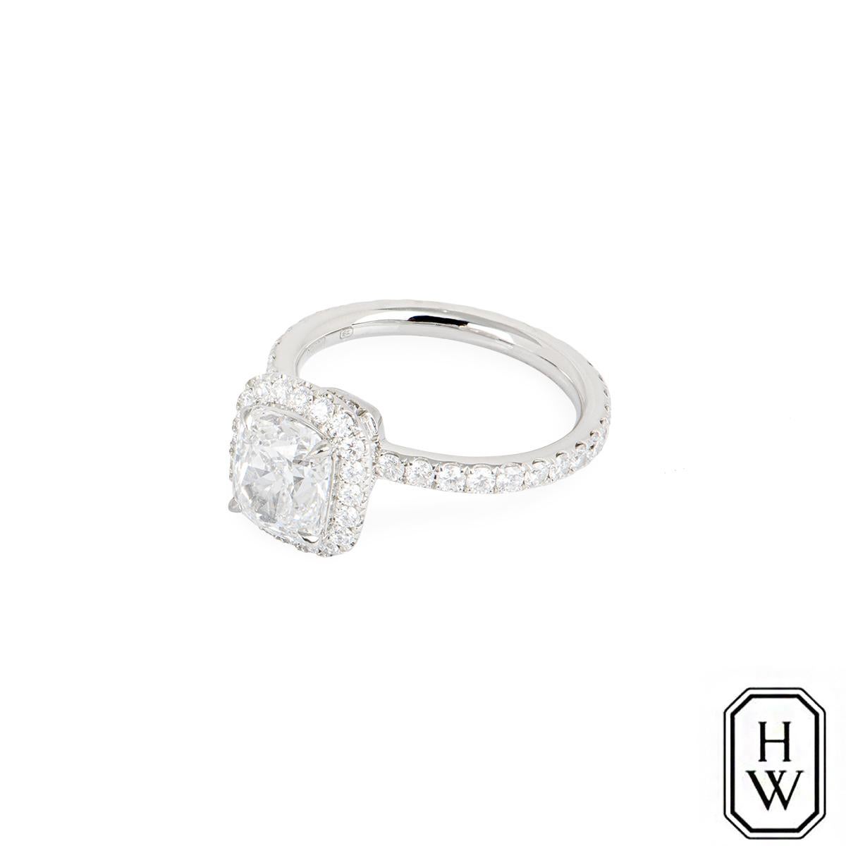 Harry Winston Platin-Diamant-Verlobungsring 1,76 Karat E/VVS1 GIA-zertifiziert im Zustand „Hervorragend“ im Angebot in London, GB