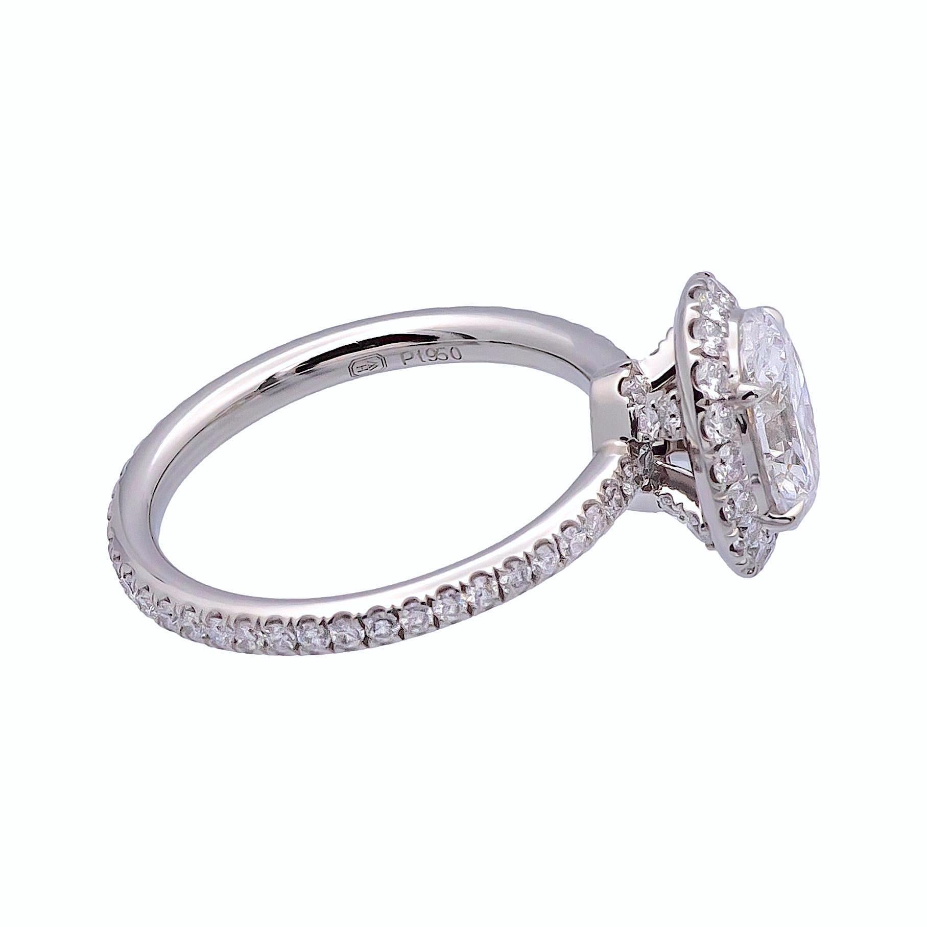 Harry Winston Platinum Halo Oval Diamond 1.54ct TW DVVS1 Engagement Ring SZ 4.25 In Excellent Condition In New York, NY