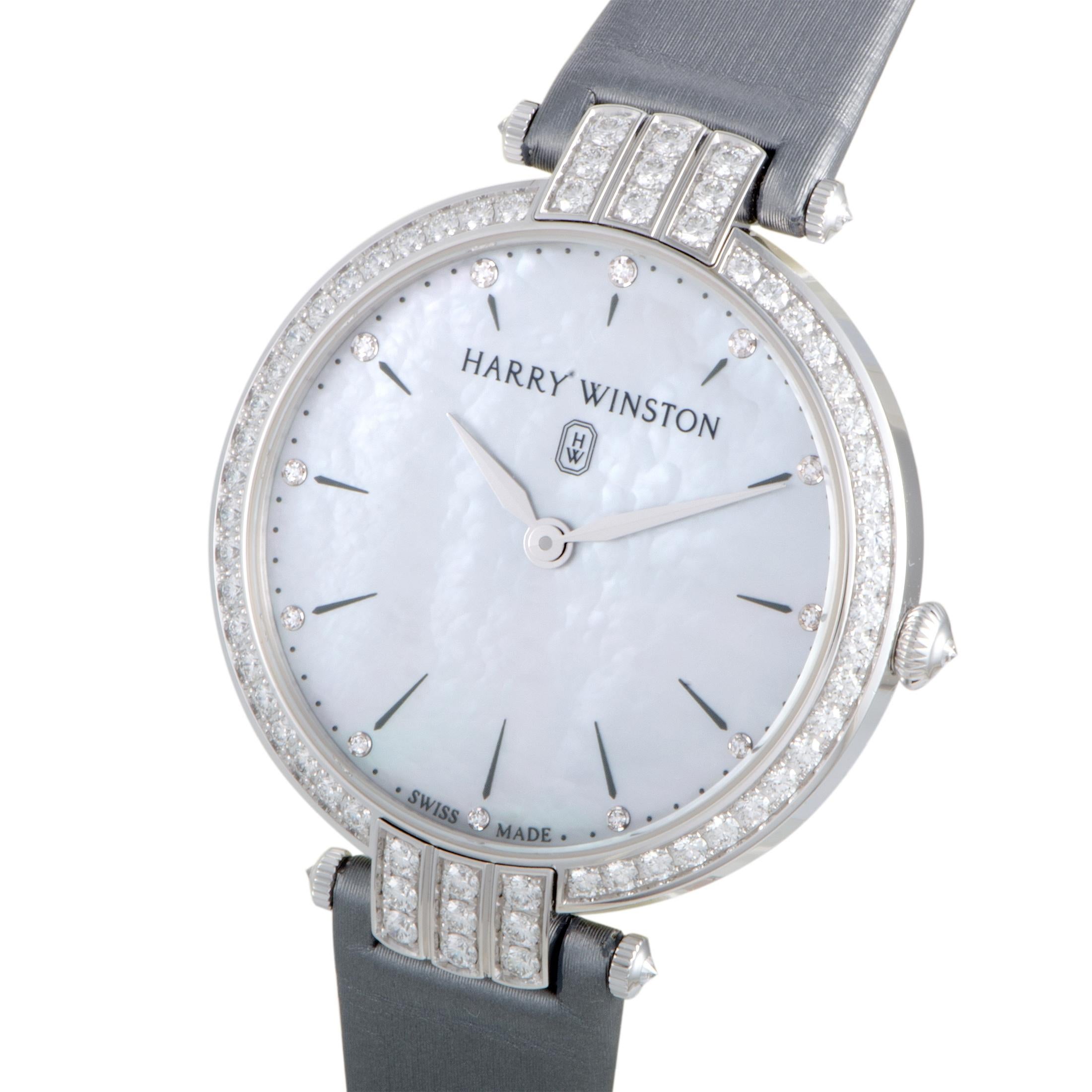 Tastefully complementing the enticing resplendence and charming allure of diamonds with its scintillating presence and delightful tenderness, the gorgeous mother of pearl perfectly completes the spellbinding appearance of this sumptuous timepiece