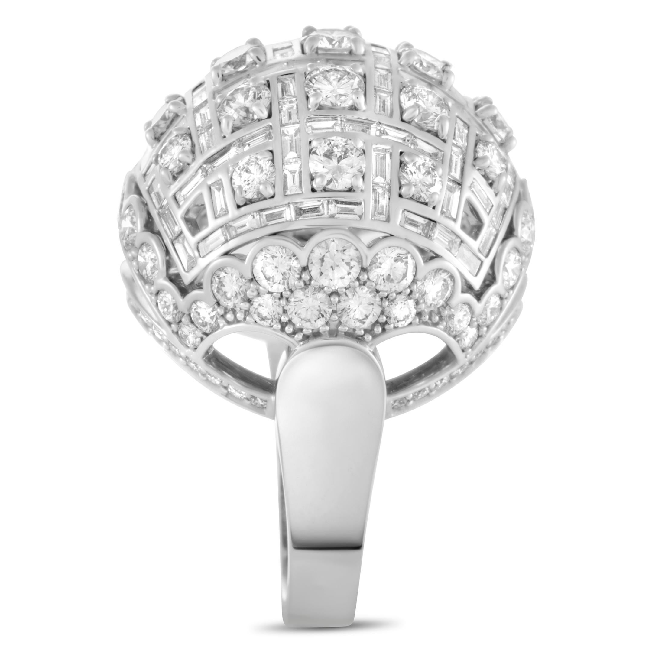 Harry Winston Round and Baguette Diamonds White Gold Dome Ring In Excellent Condition In Southampton, PA