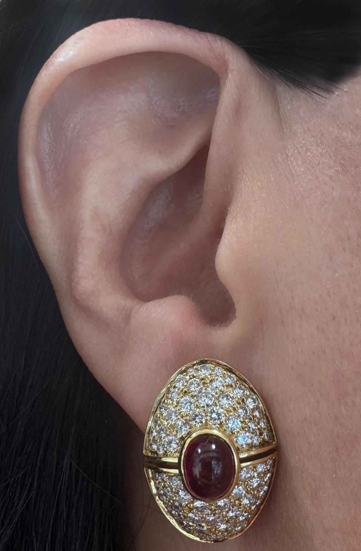 Harry Winston Ruby & Diamond Earrings im Angebot 5