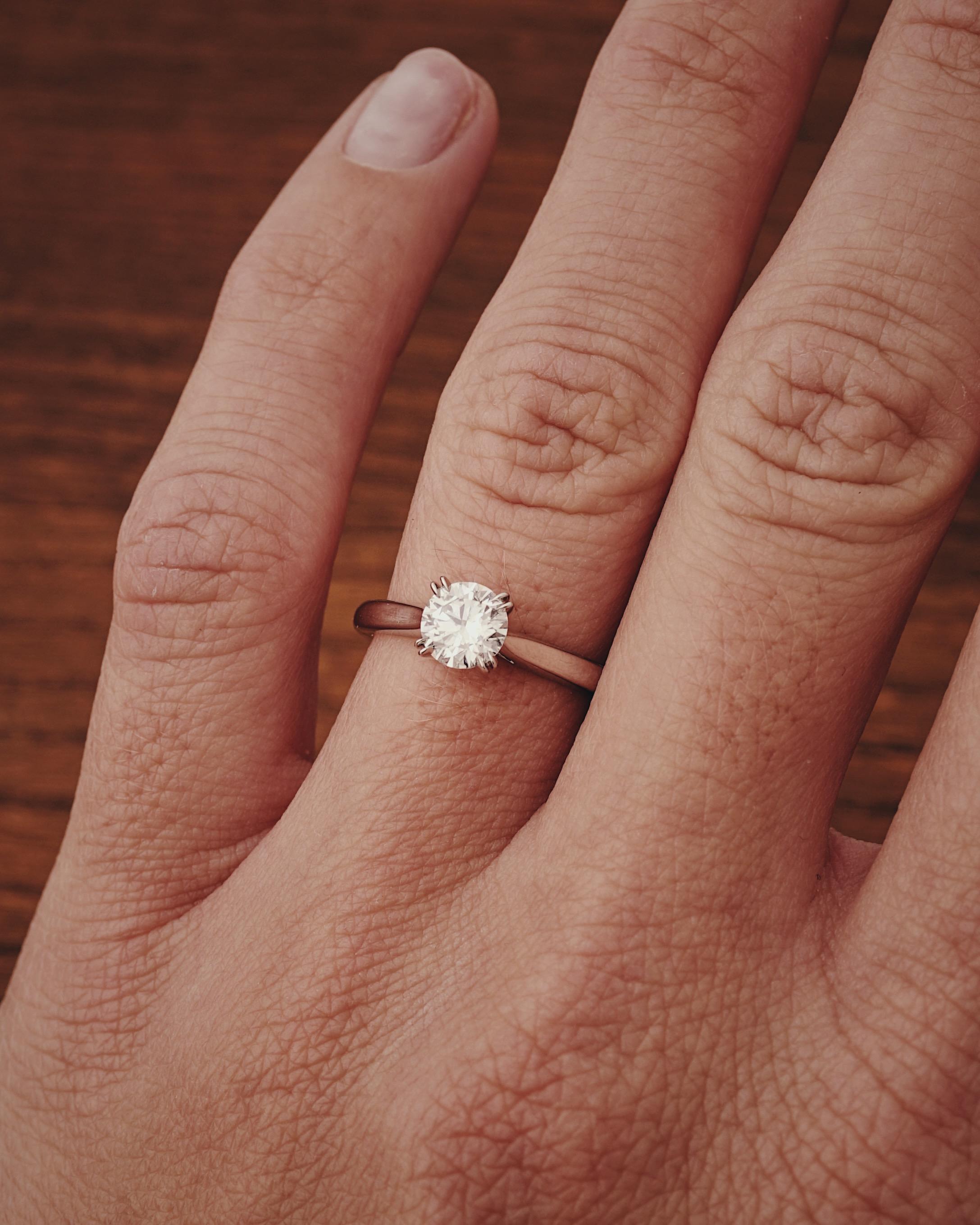 Contemporain Harry Winston, Bague de fiançailles solitaire en diamant GIA 0,50 carat F/VS1 en vente