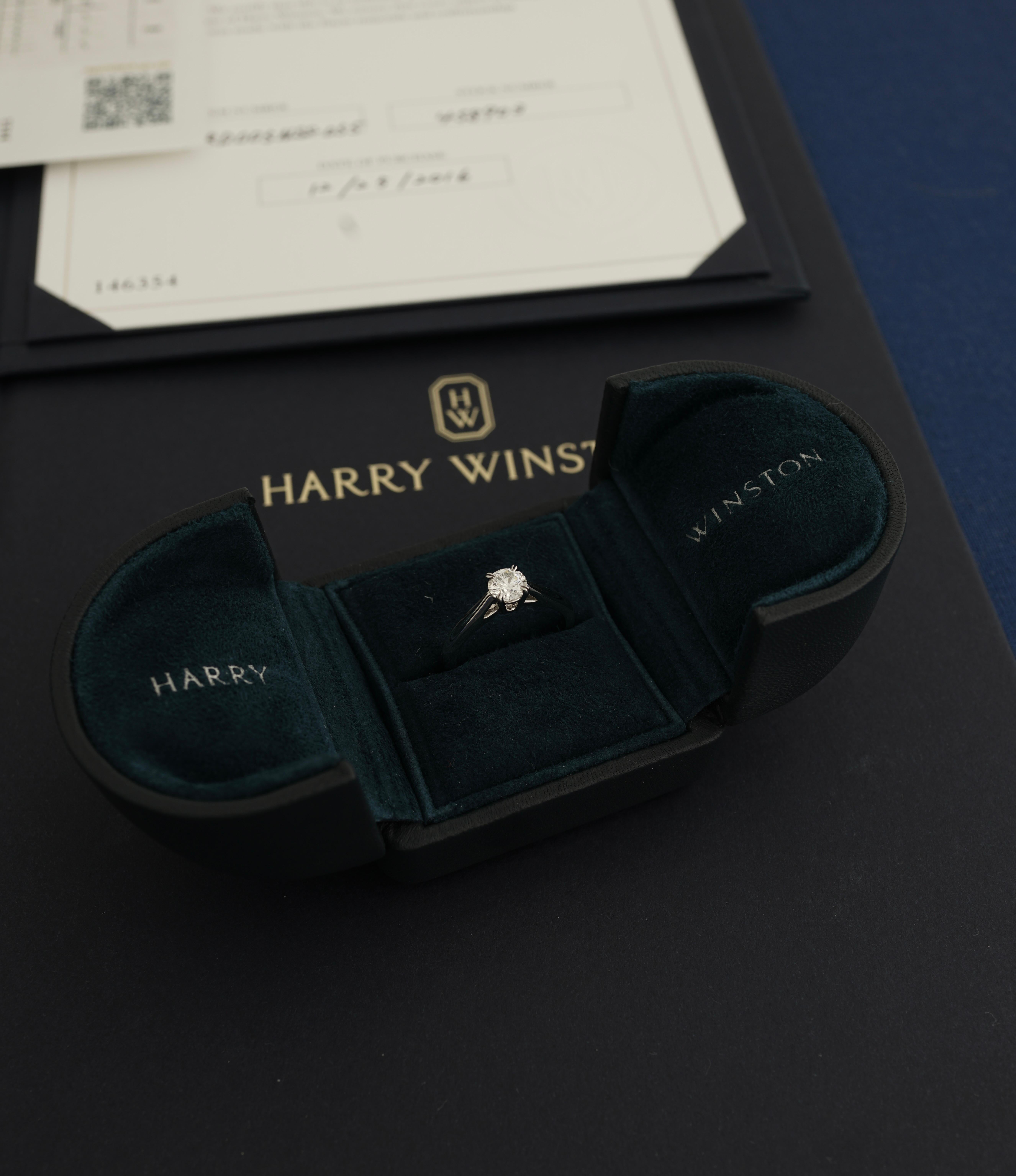 Taille ronde Harry Winston, Bague de fiançailles solitaire en diamant GIA 0,50 carat F/VS1 en vente