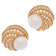 Harry Winston South Sea Pearl and Diamond 1.85cttw F-G/VS 18k C/1980