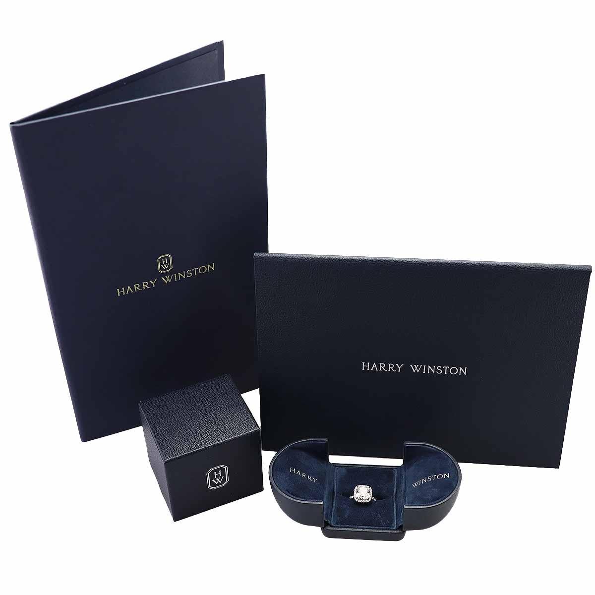 Harry Winston Anello in platino con un diamante taglio cuscino da 5,39 carati F-VS2 Micropave in vendita 1