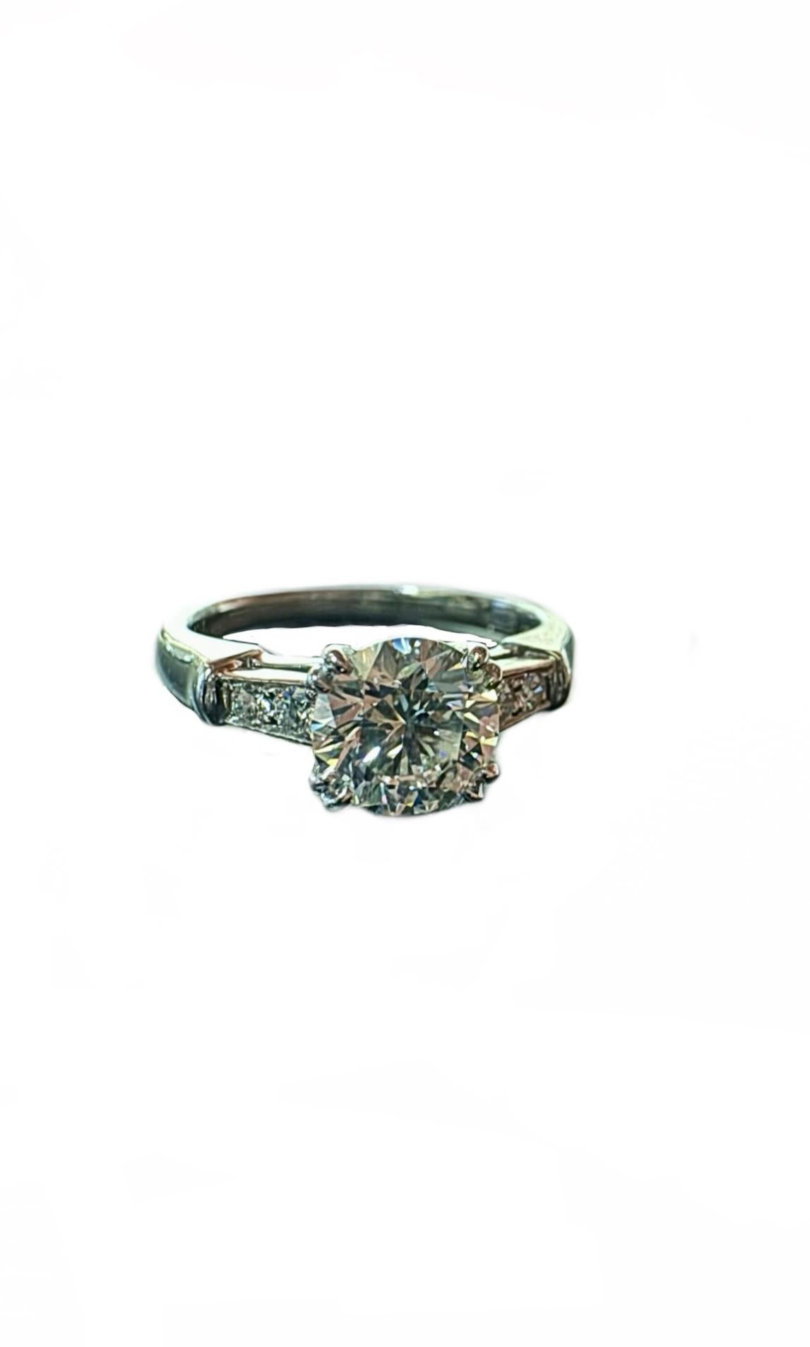 Round Cut Harry Winston Tryst Platinum GIA Certified 0.87 E VS1 Diamond Engagement Ring For Sale