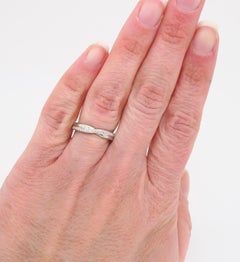 Harry Winston Tryst Single Row Pavé Diamond Band