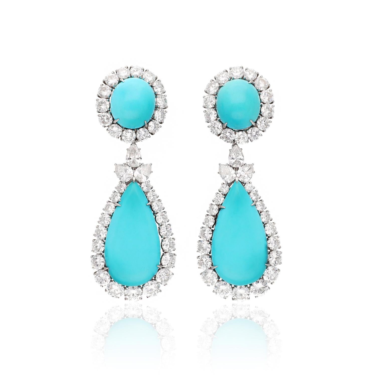 Inviting you to experience a world of unparalleled splendor and indulge in opulence, this breathtaking suite designed by Harry Winston showcases a mesmerizing blend of turquoise and diamond elements that captures one's attention. The vibrant