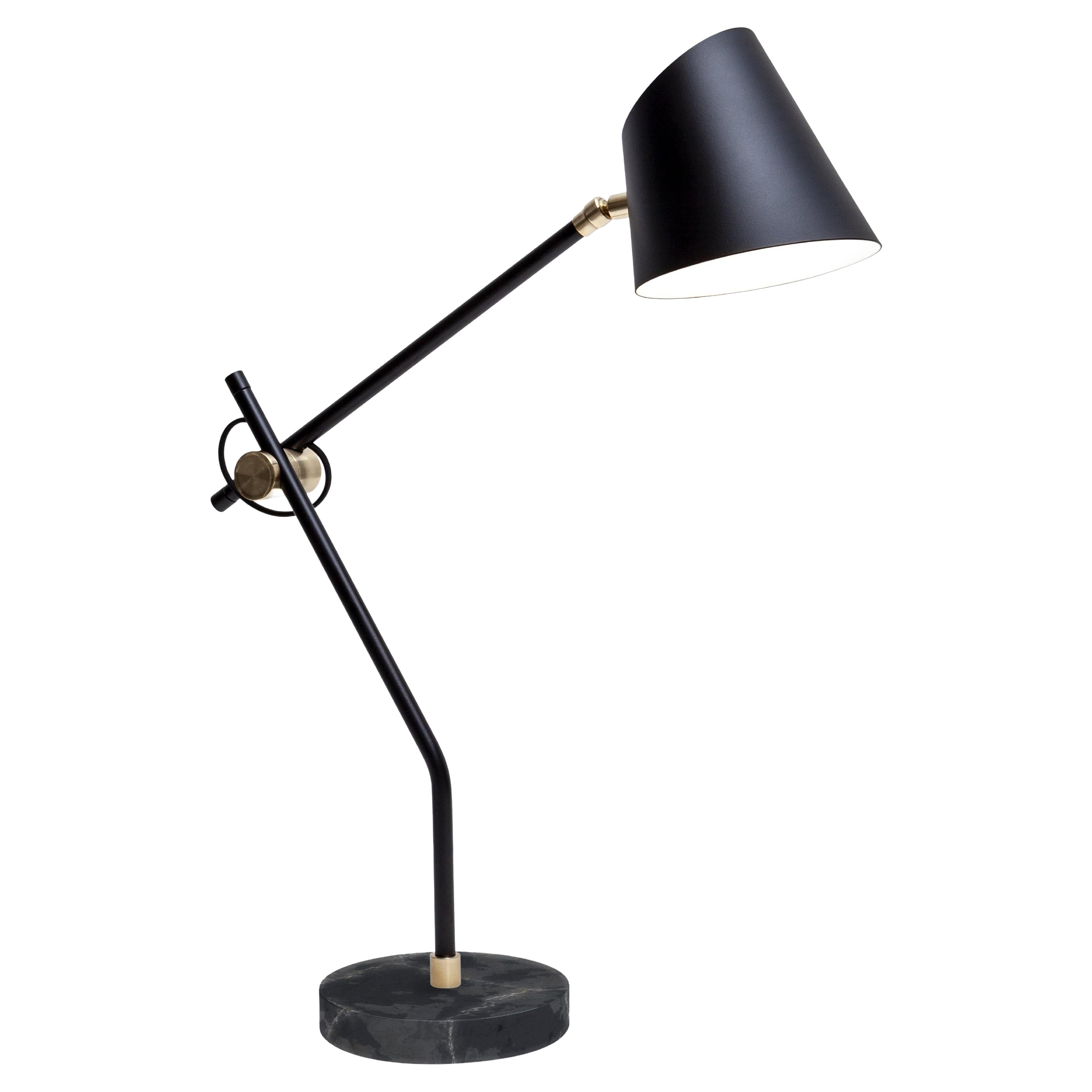 Lampada da tavolo Hartau realizzata a mano da Darmes