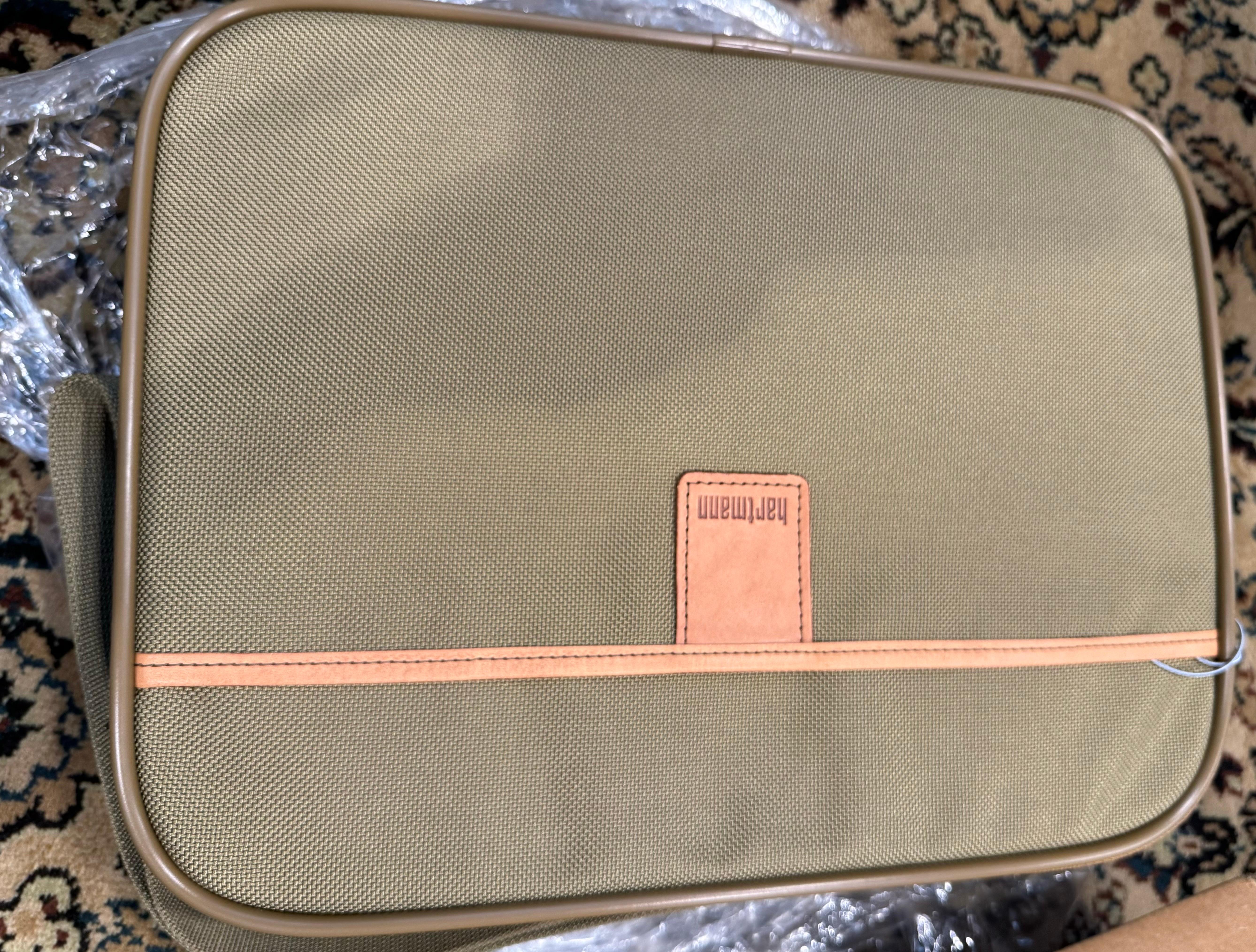 Hartman Carryon  5011 Nylon International Traveler small bag Brand New in a Box For Sale 4
