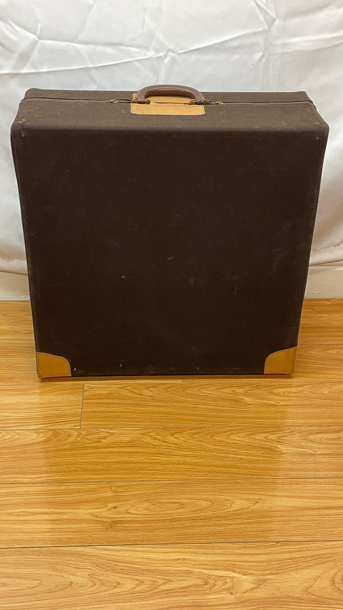 Hartman Leather Suitcase Circa 1940's For Sale 1