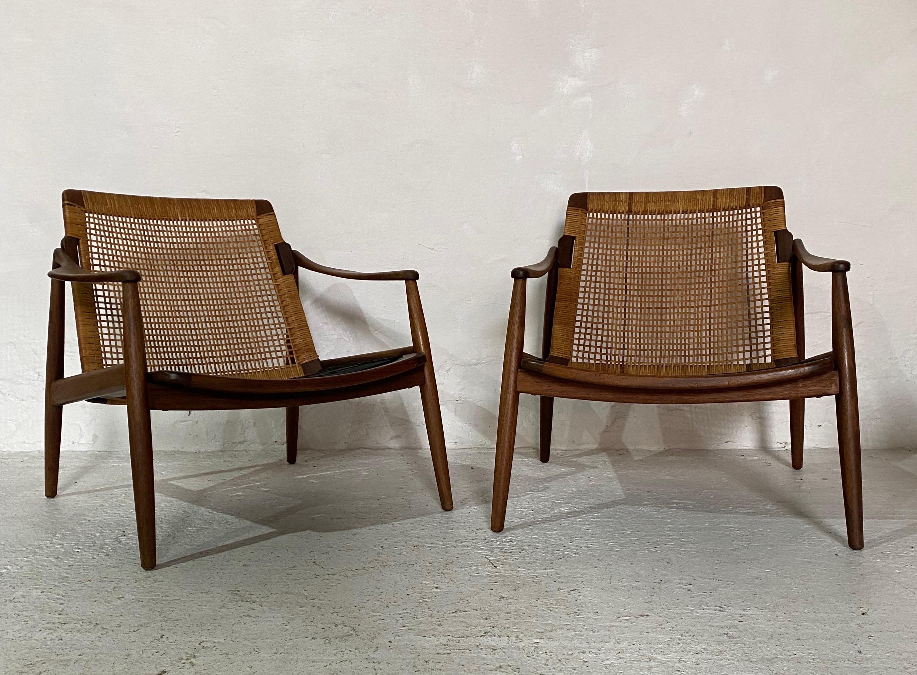 Upholstery Hartmund Lohmeyer set of Two Teak Lounge Chairs, 