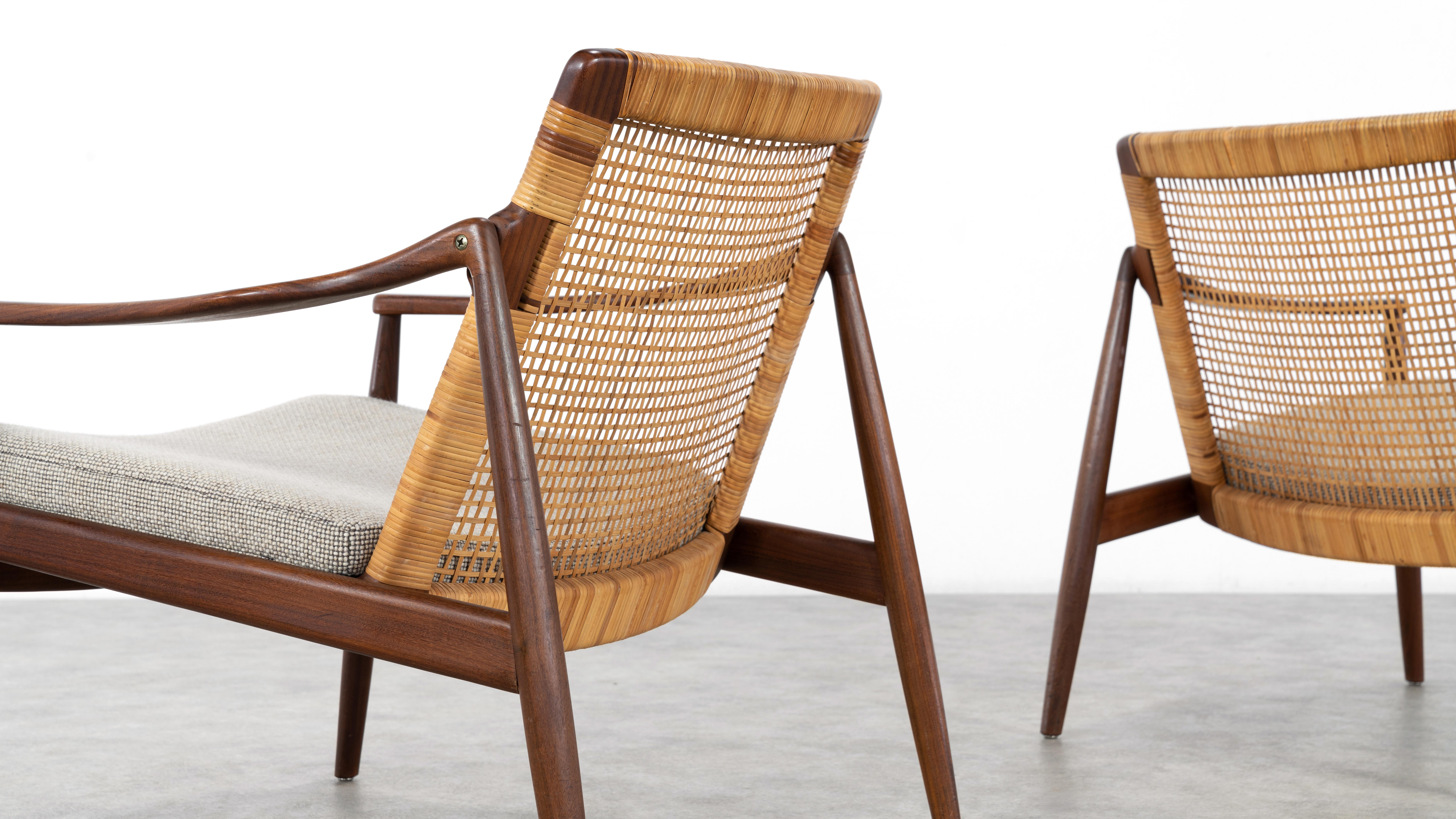 Hartmut Lohmeyer, 2 Lounge Chair Walnut & Kvadrat, 1962 by Wilkhahn, Germany 7