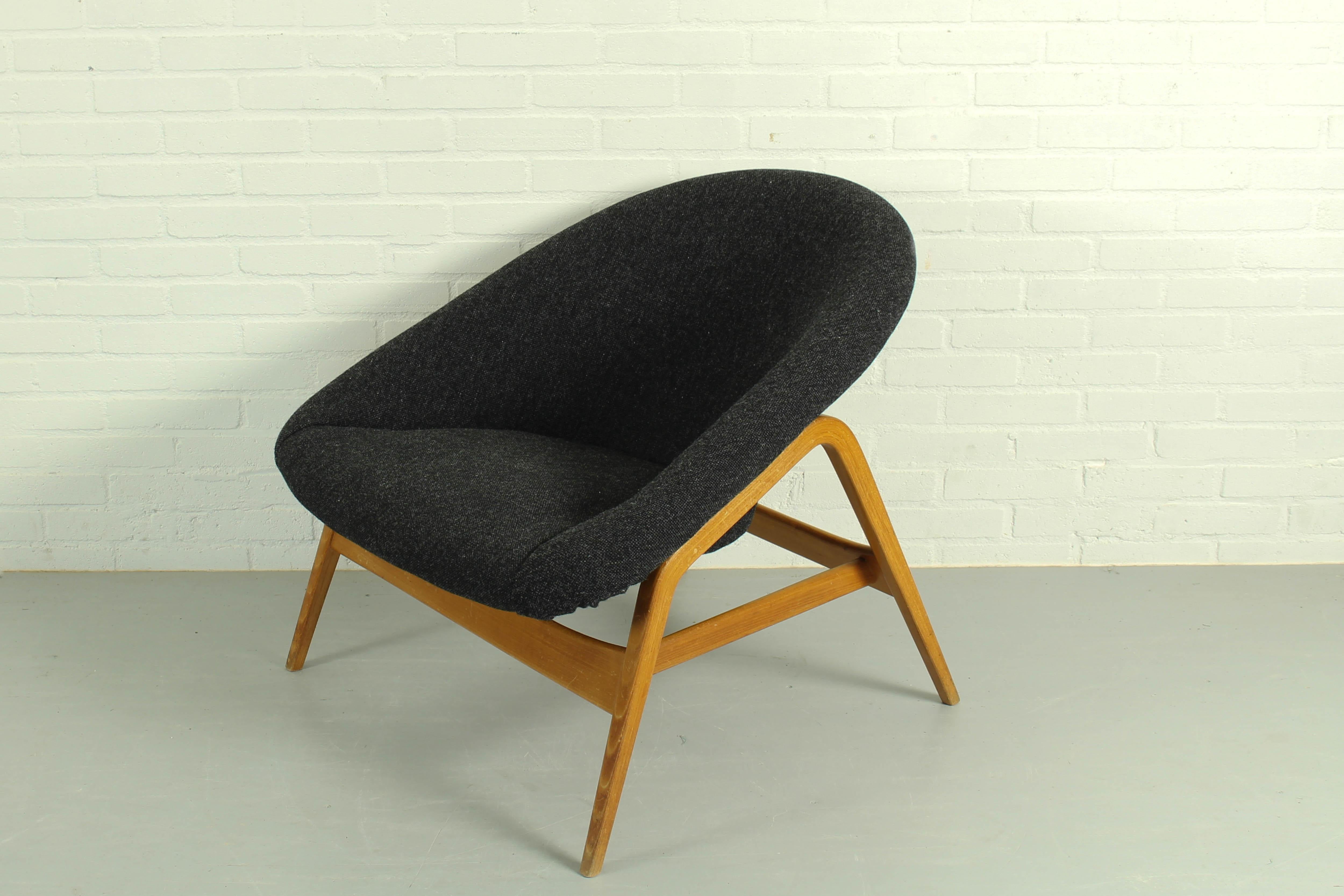 20th Century Hartmut Lohmeyer for Artifort lounge chair Model 118 'Columbus', 1955 For Sale