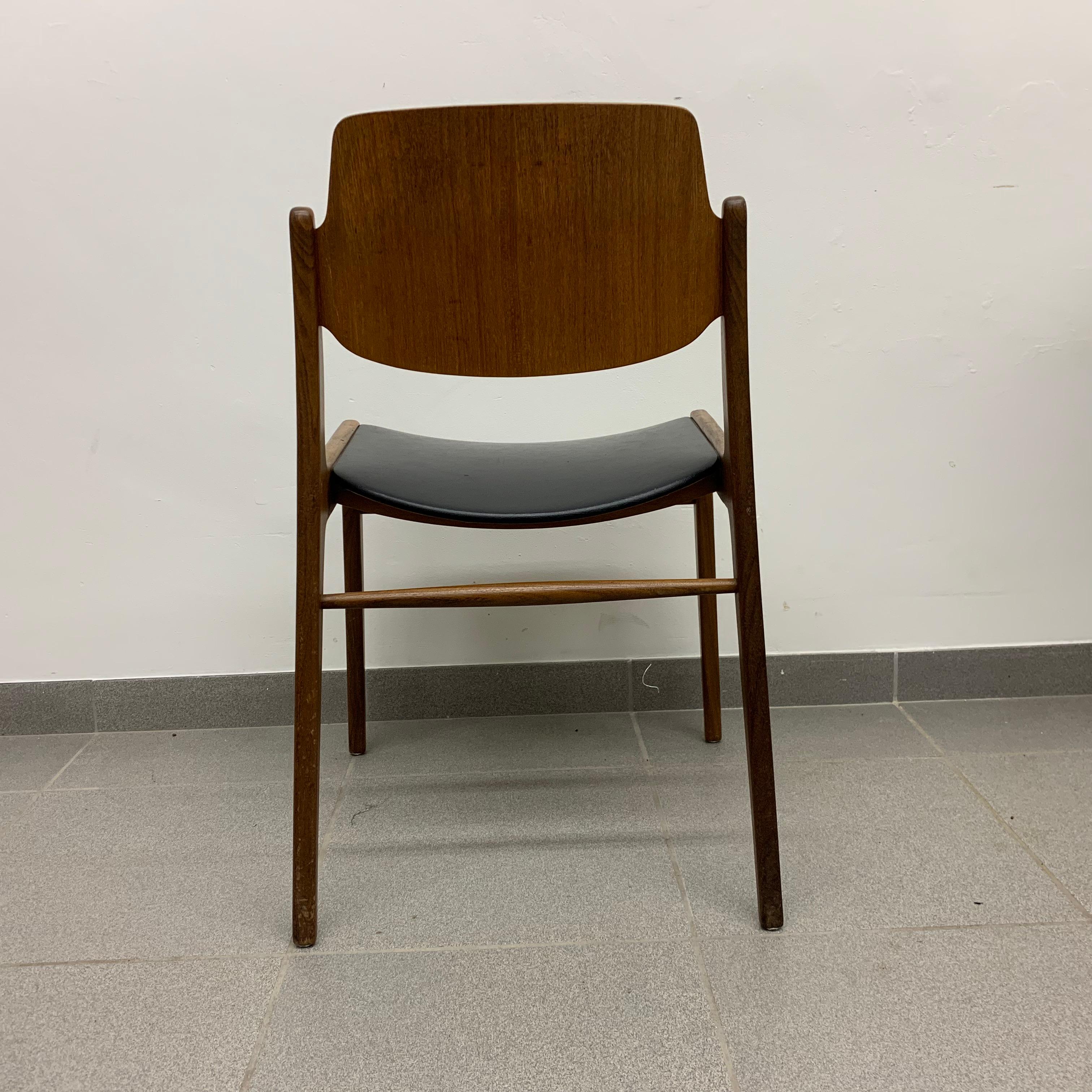 Faux Leather Hartmut Lohmeyer for Wilkhahn 1950’s dining chair teak wood design For Sale