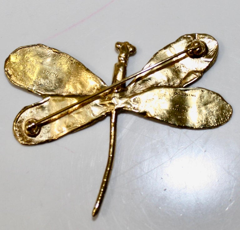Harumi 
dragonfly brooch

Endowed wit h a unique creative freedom, the jewelry artist Harumi Klossowska de Rola, seeks to build bridges between human and plant worlds. This third capsule collection continues to explore animals and emphasizes the