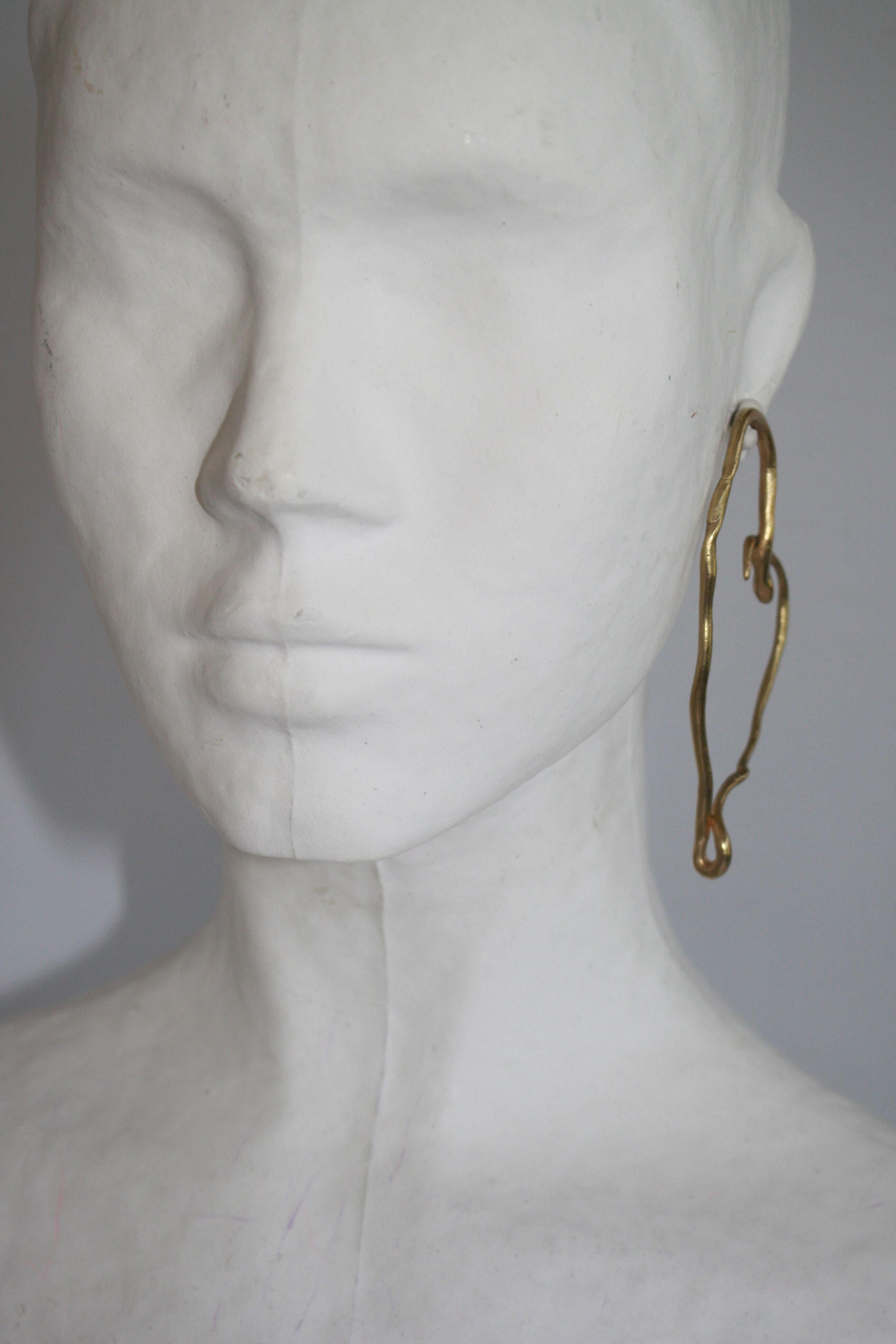 Harumi Klossowska de Rola for Goossens Paris Heart Snake Earrings In New Condition In Virginia Beach, VA