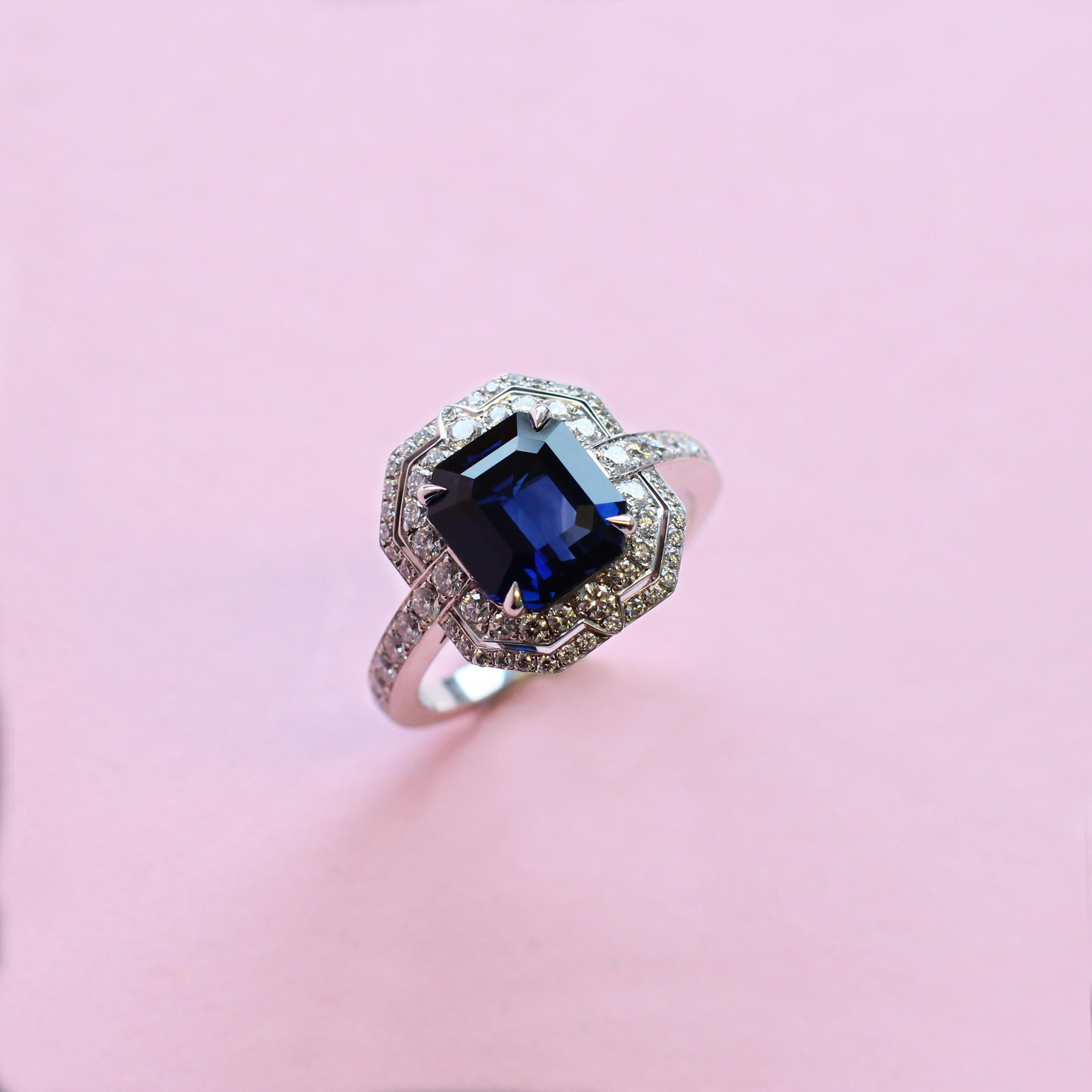 Certified 3.63 Carats No Heat Emerald Cut Sapphire Diamond Art Deco Style Ring In New Condition For Sale In London, GB