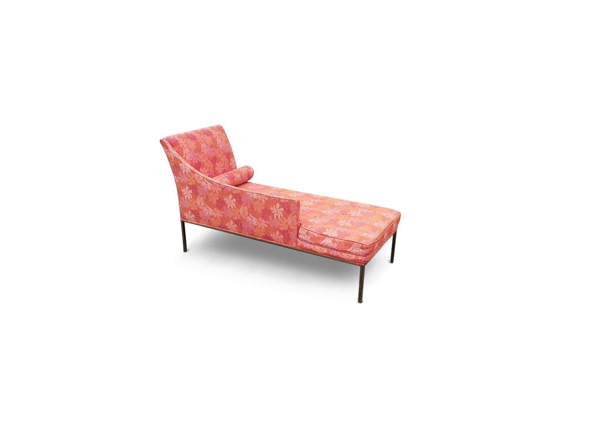 Mid-Century Modern Harvey Probber Chaise Lounge  For Sale