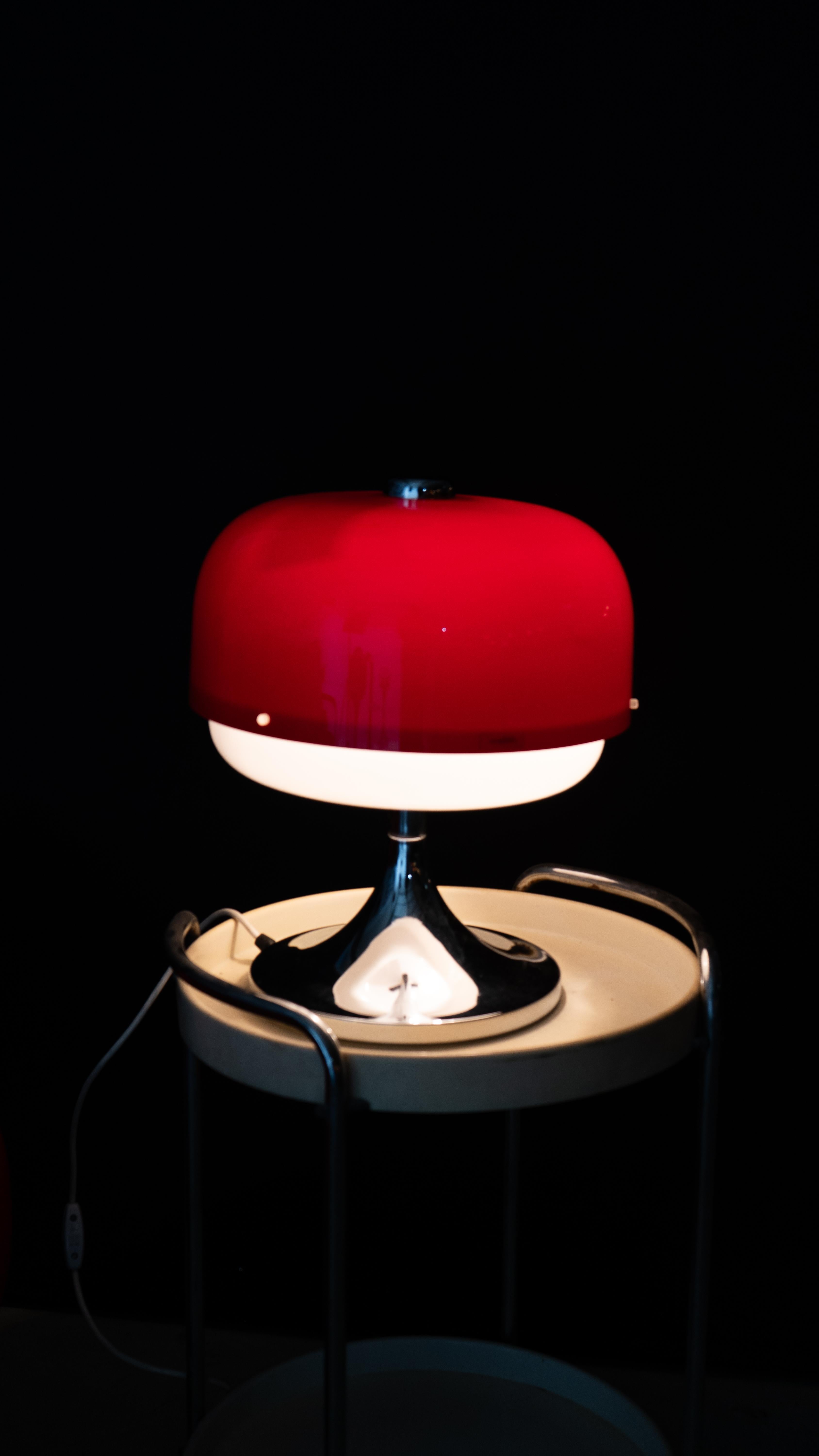 Rara lampada da tavolo 