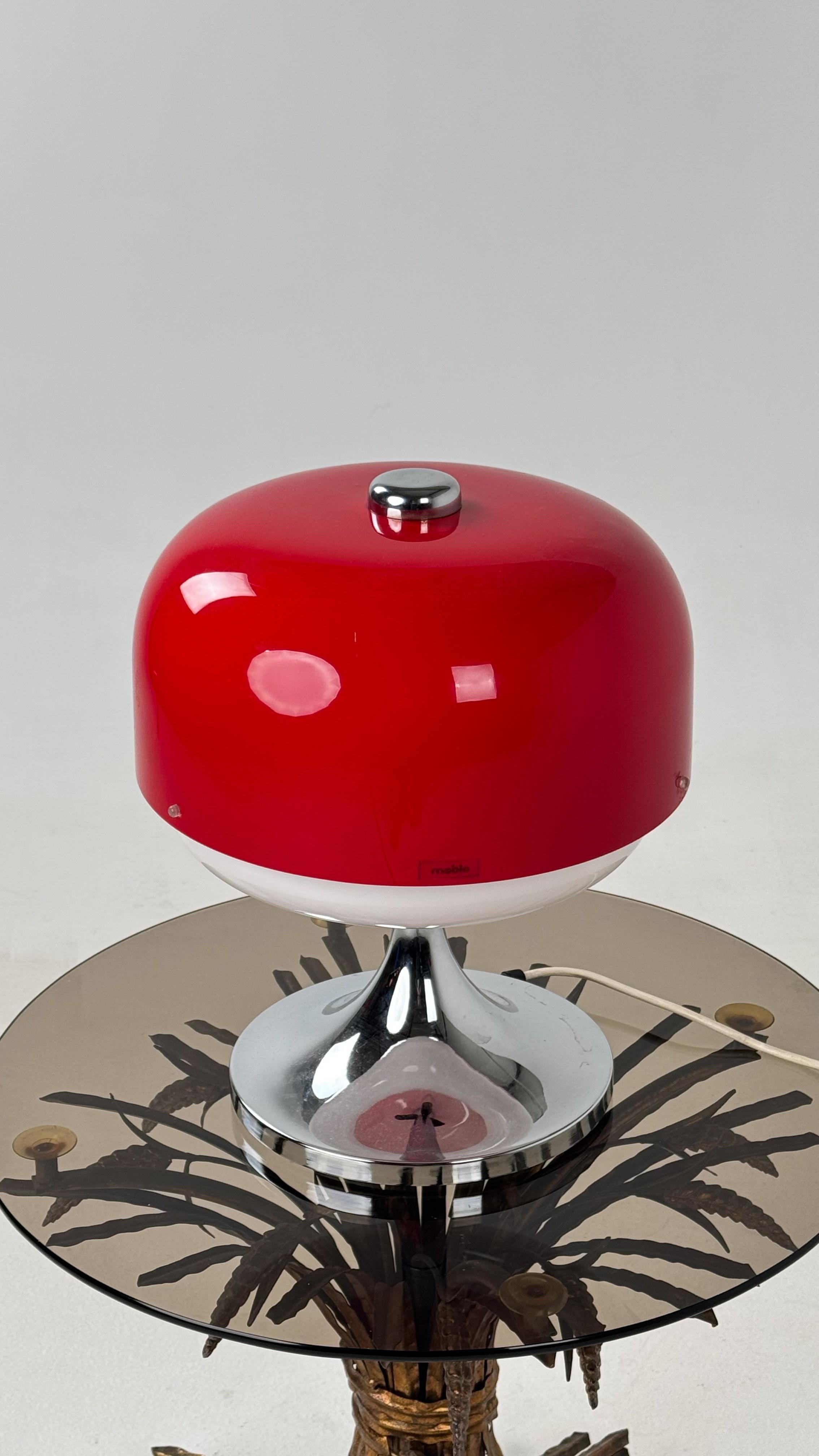Lampada da tavolo vintage Harver Guzzini Medusa Red Rare In condizioni buone a Београд, RS