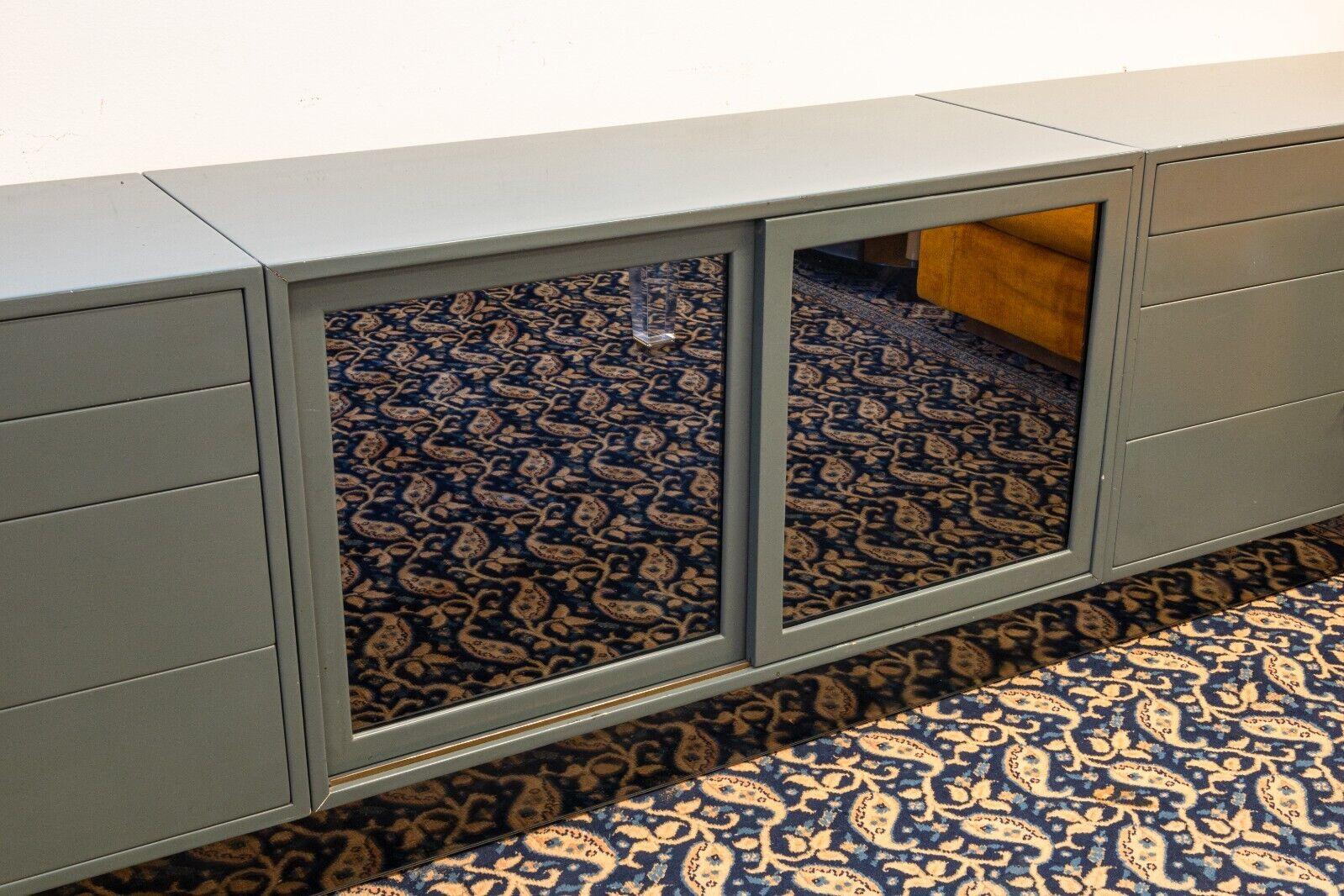 Harvery Probber Post Modern 3pc Lacquered Credenza with Custom Mirrored Base In Good Condition In Keego Harbor, MI