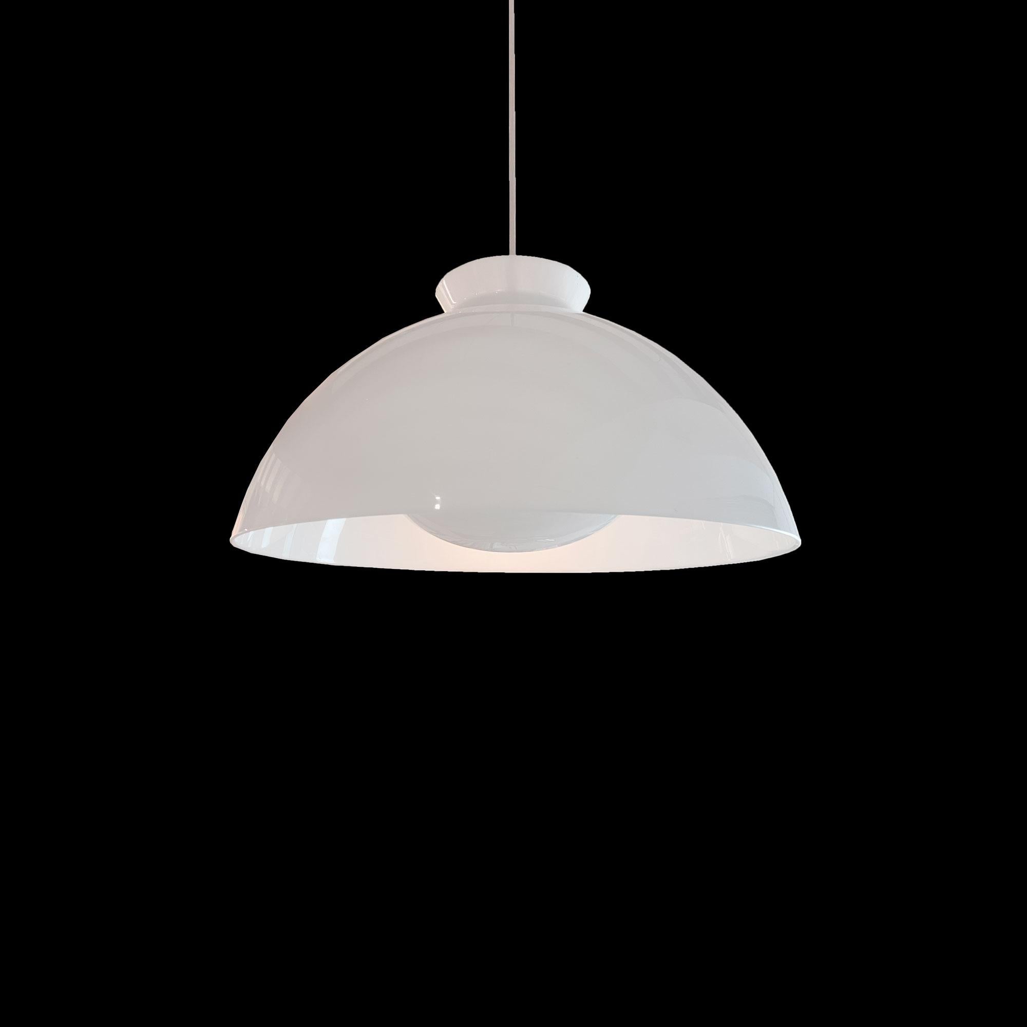 Italian Harvey Guzzini altuglass chandelier from the 70s For Sale