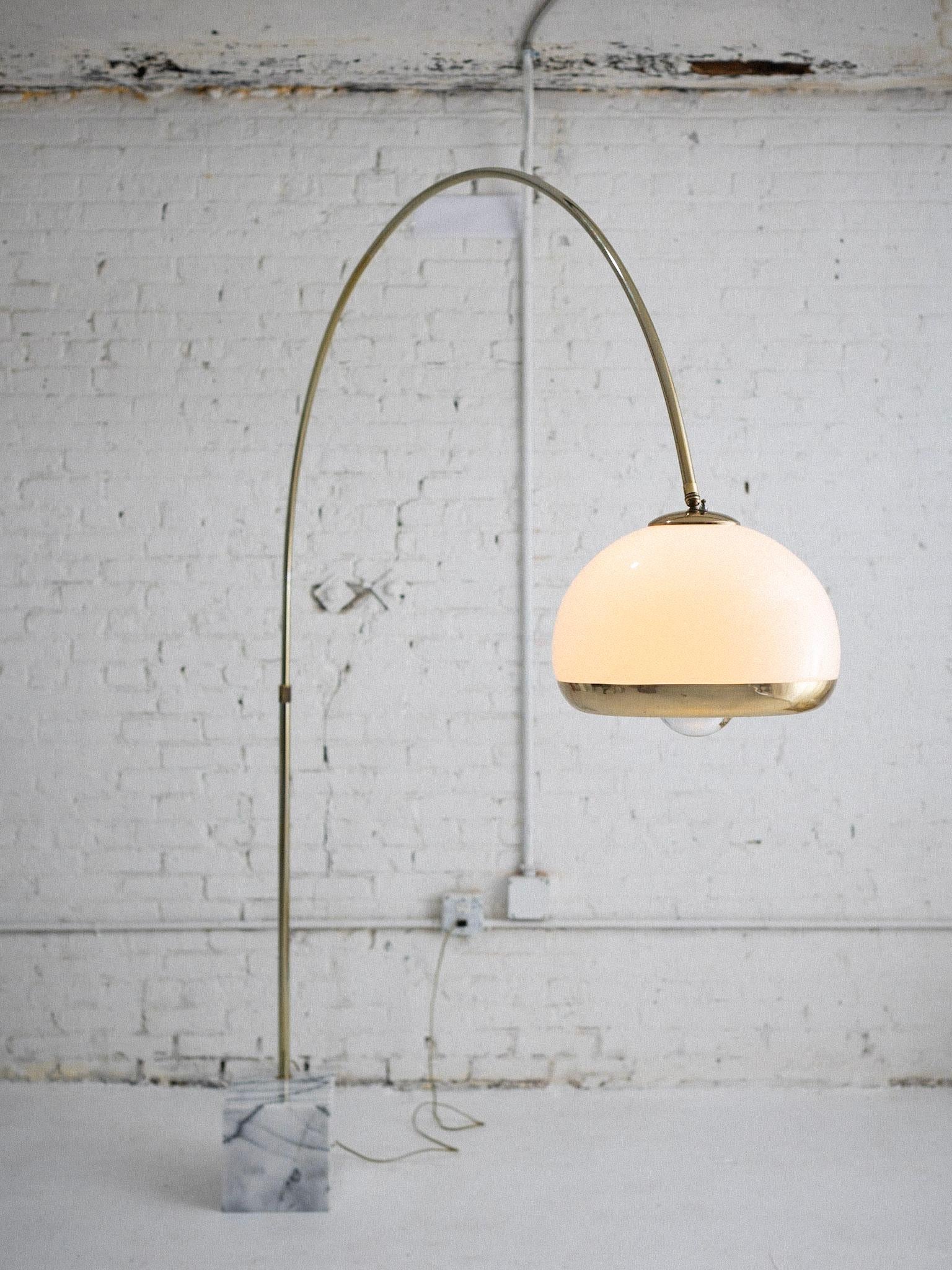 Harvey Guzzini Arc Floor Lamp With Marble Base In Good Condition For Sale In Brooklyn, NY