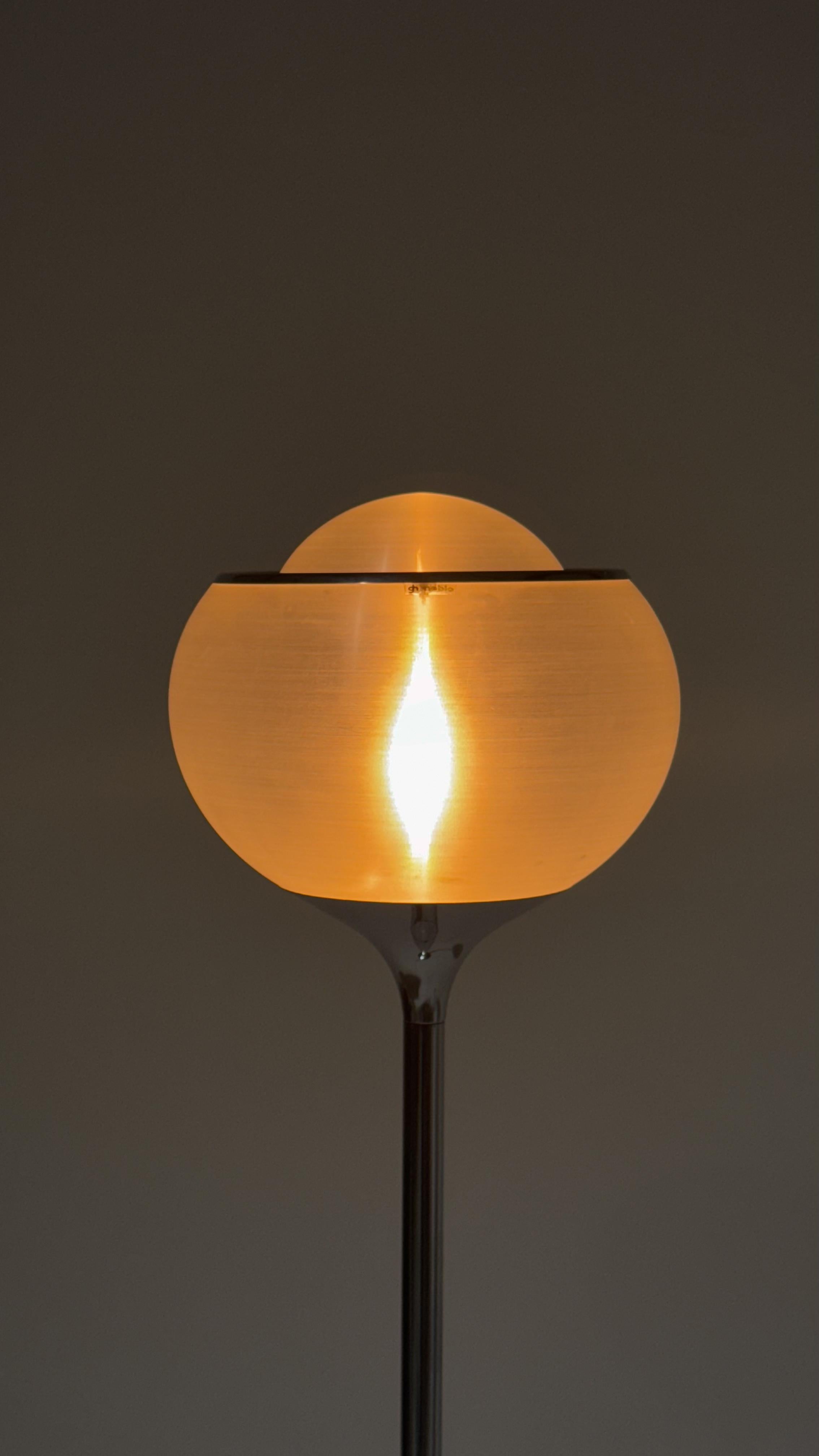 Harvey Guzzini Lampadaire Bud en vente 5
