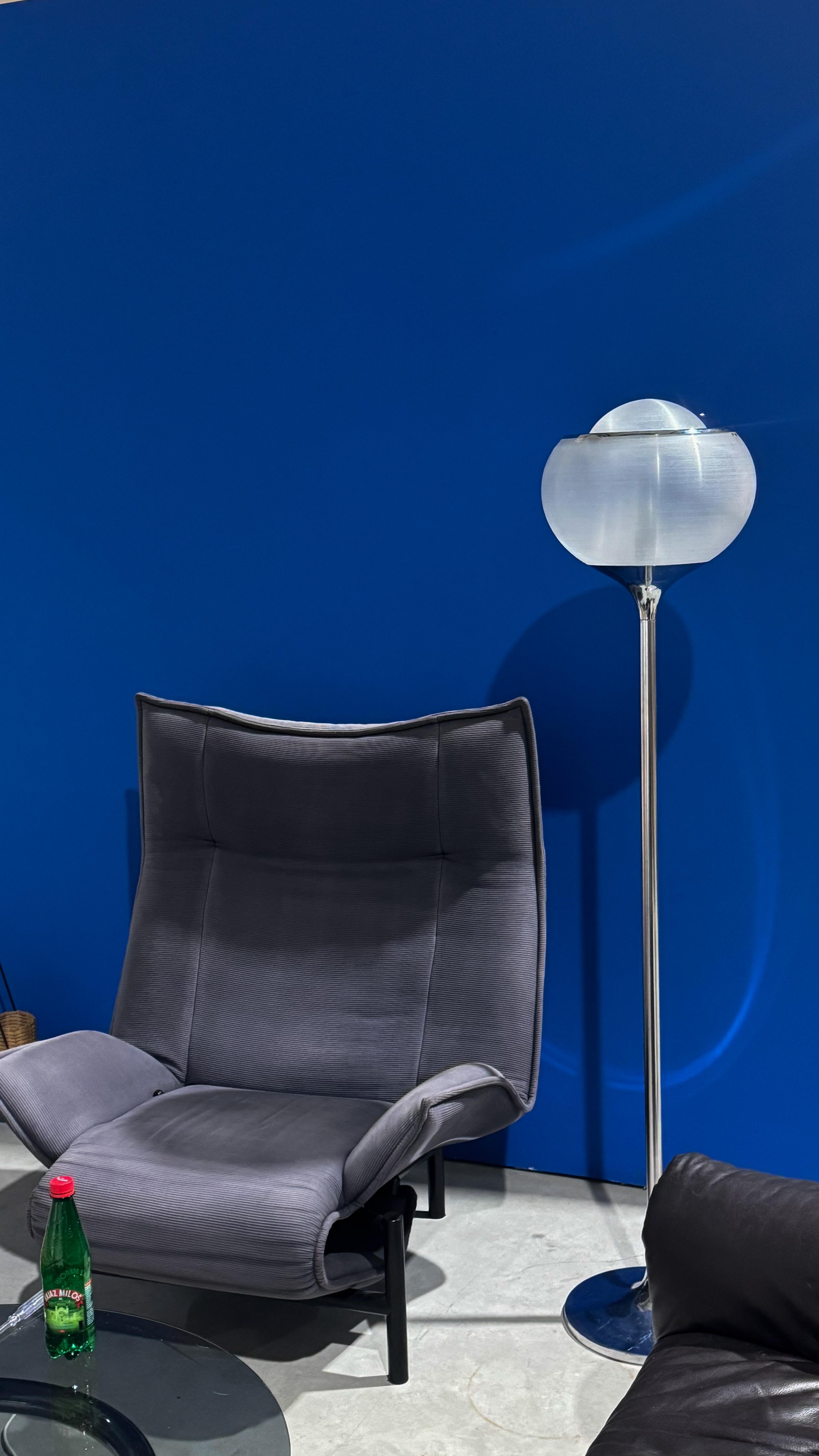 Harvey Guzzini Lampadaire Bud en vente 1