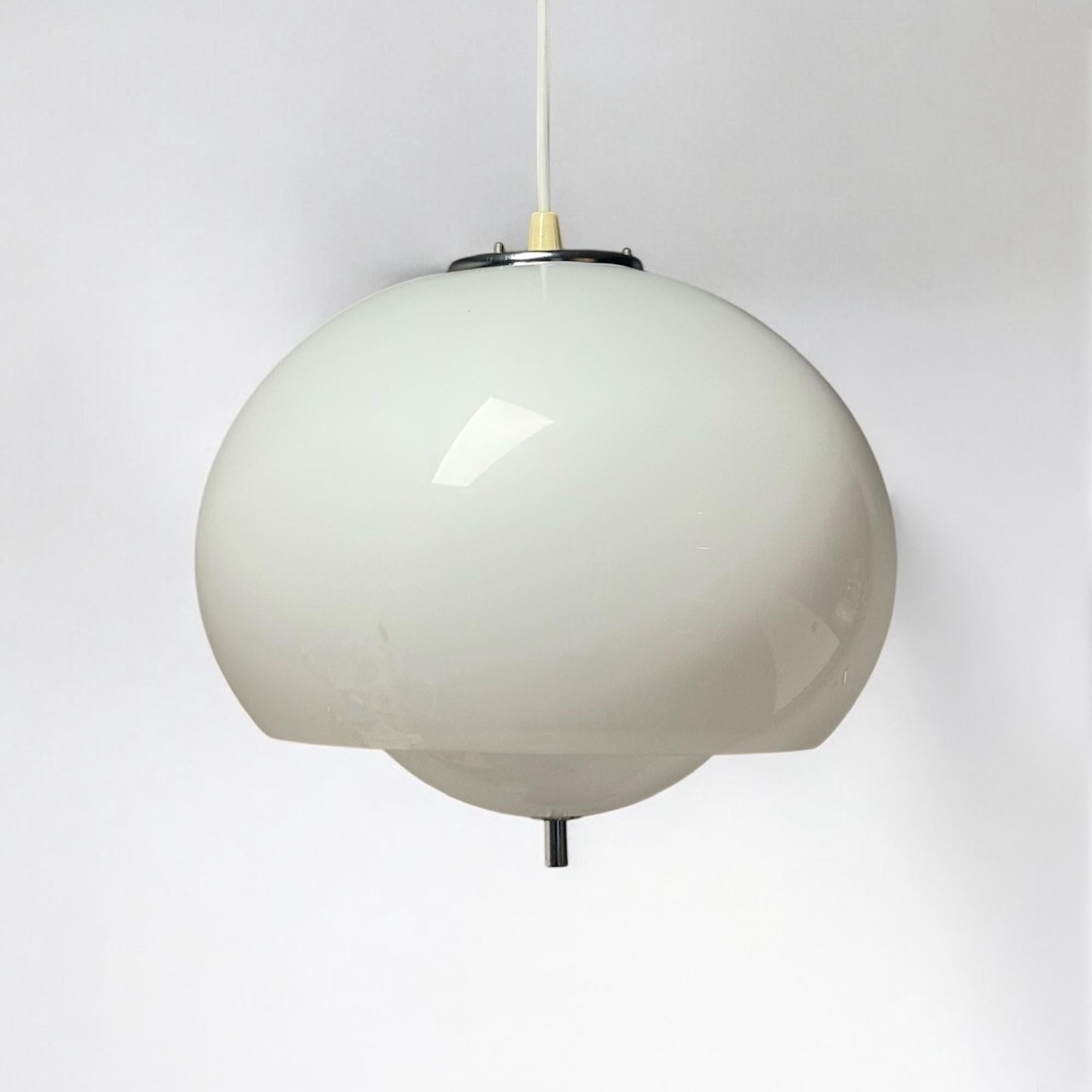 Harvey Guzzini Burgos Meblo - Lampada a sospensione - Iconico Design A Space 1960s in vendita 4