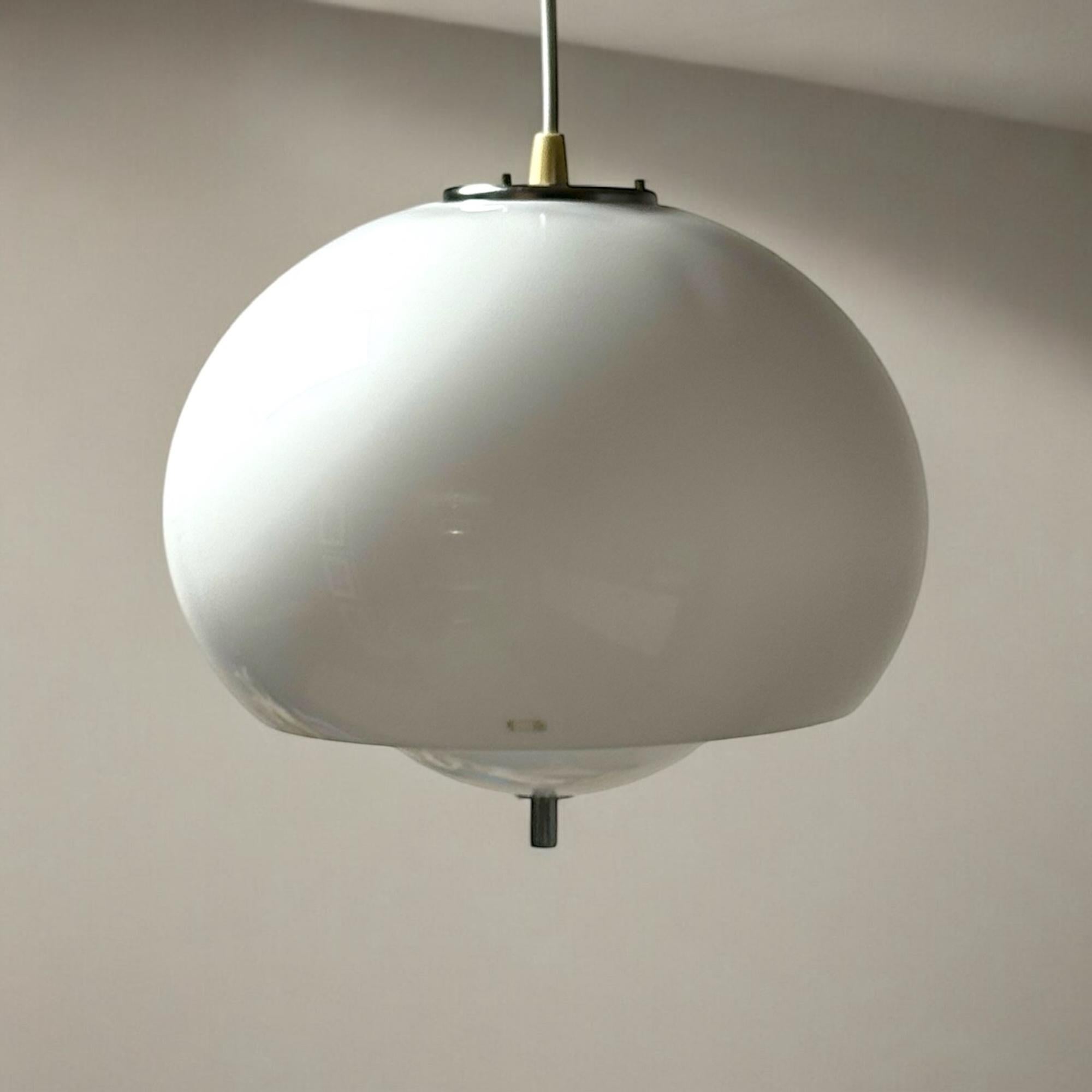 Italiano Harvey Guzzini Burgos Meblo - Lampada a sospensione - Iconico Design A Space 1960s in vendita