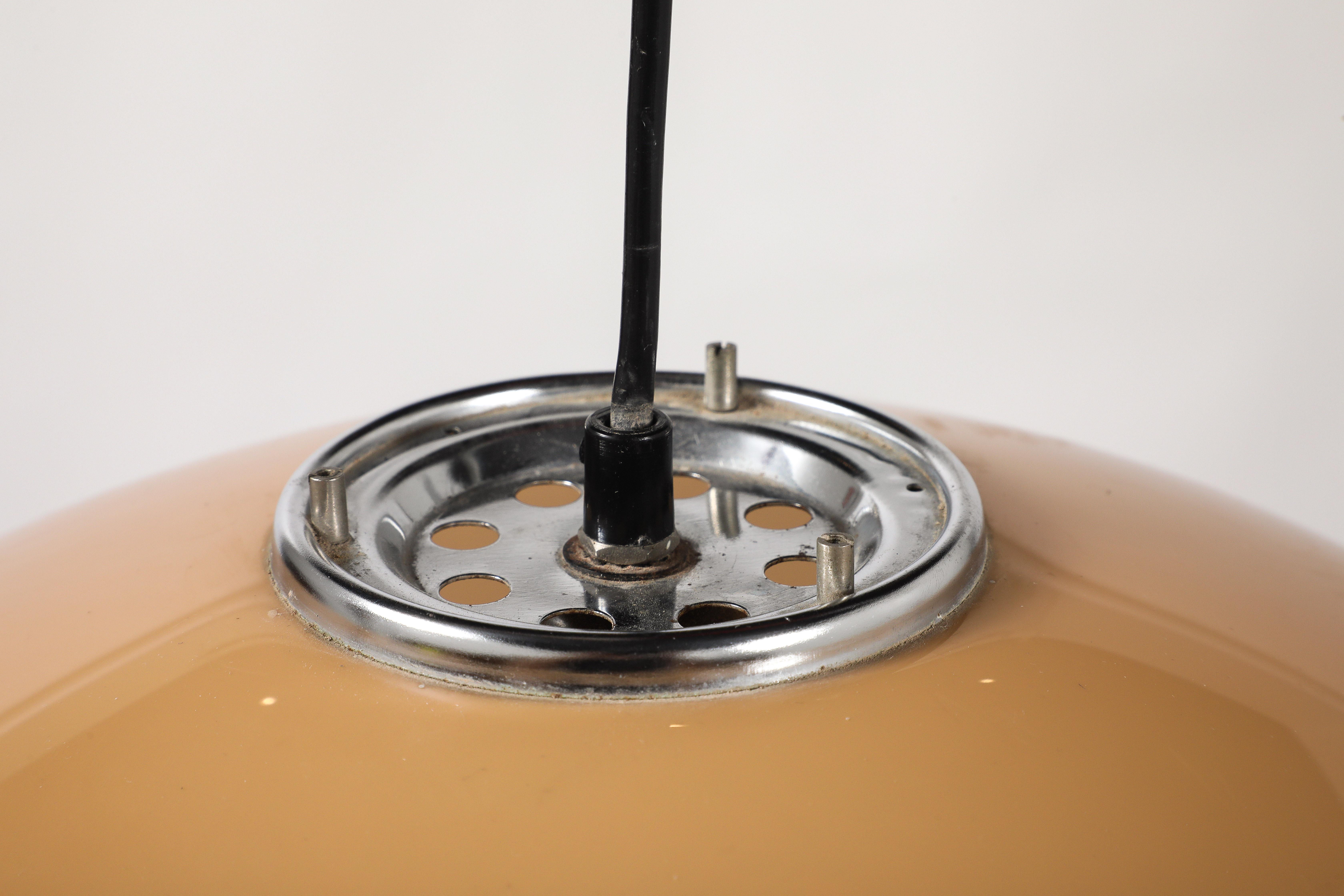 Ciondolo/manifesto Harvey Guzzini Caramel Brown Space AGE, Italia, circa 1970 in vendita 1