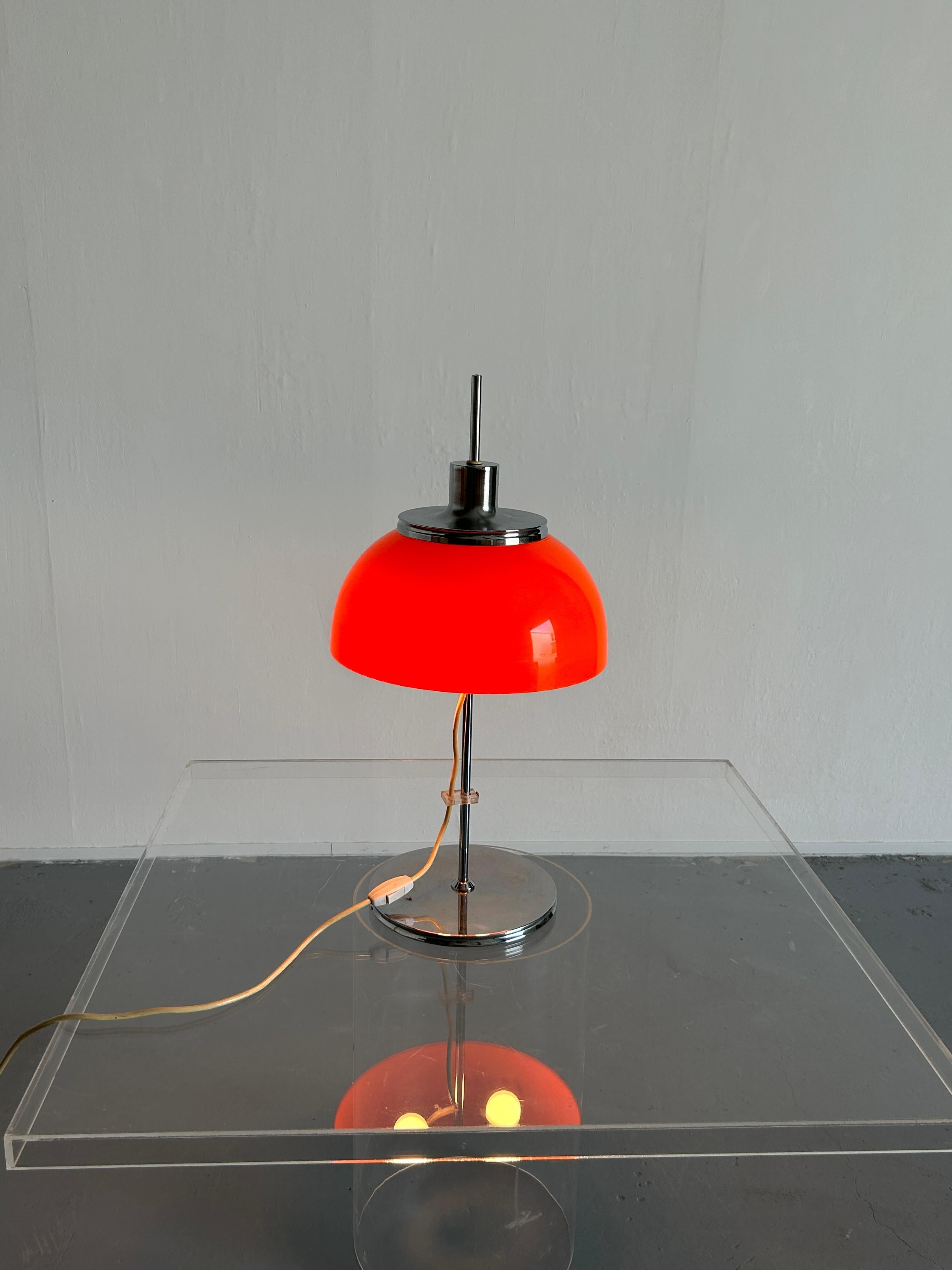 Harvey Guzzini Faro Vintage Table Lamp produced by Meblo for Harvey Guzzini, 70s In Good Condition In Zagreb, HR