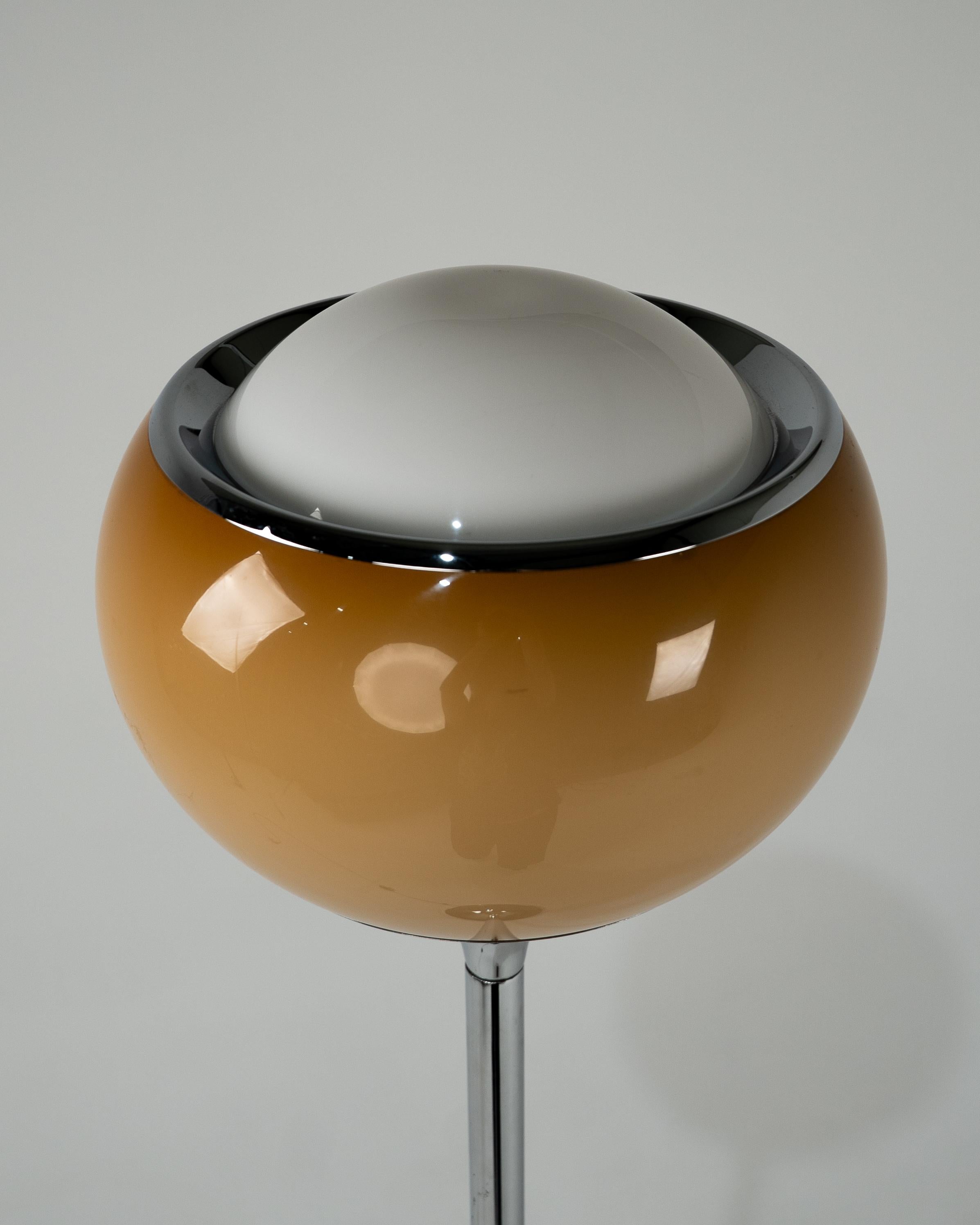 Harvey Guzzini Flash, piccola lampada da terra vintage di Meblo Brown in vendita 2