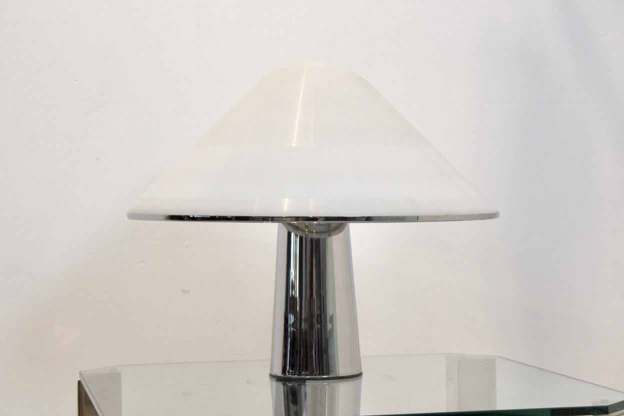 italien Harvey Guzzini Grande lampe de table champignon pour Iguzzini