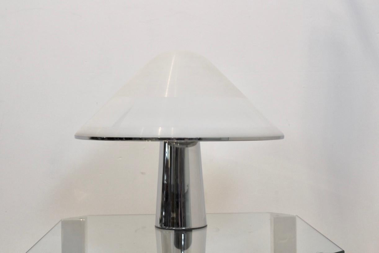 Harvey Guzzini Grande lampe de table champignon pour Iguzzini 2