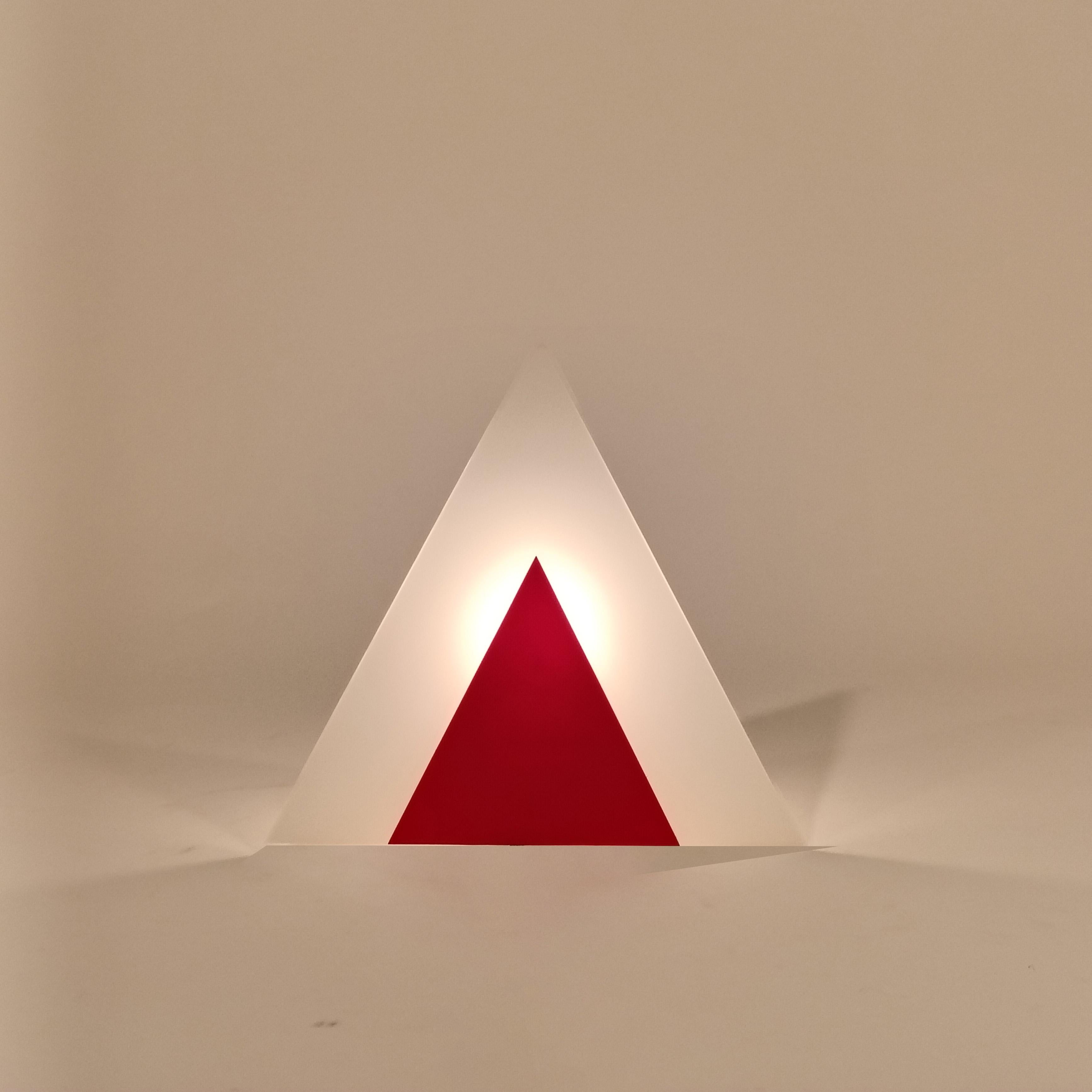 Harvey Guzzini. Applique in stile Memphis e Post-Moderno, Italia, anni '70 In condizioni ottime in vendita a SANT ADRIÀ DE BESÒS, ES
