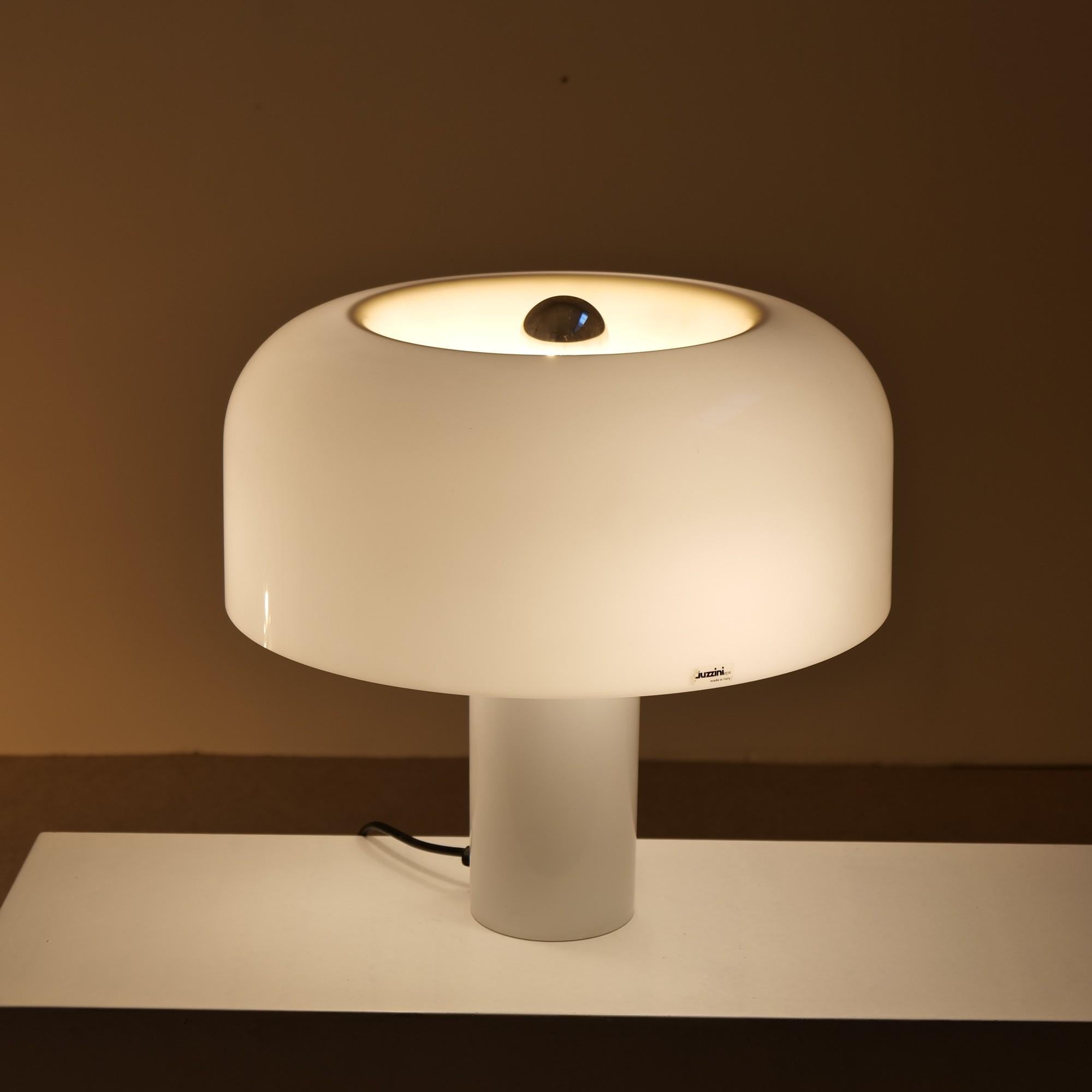 Harvey Guzzini mushroom lamp iGuzzini 4029 In Good Condition For Sale In Saarbrücken, DE