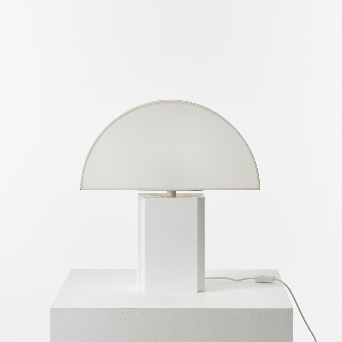 artemide tizio sostituzione lampadina