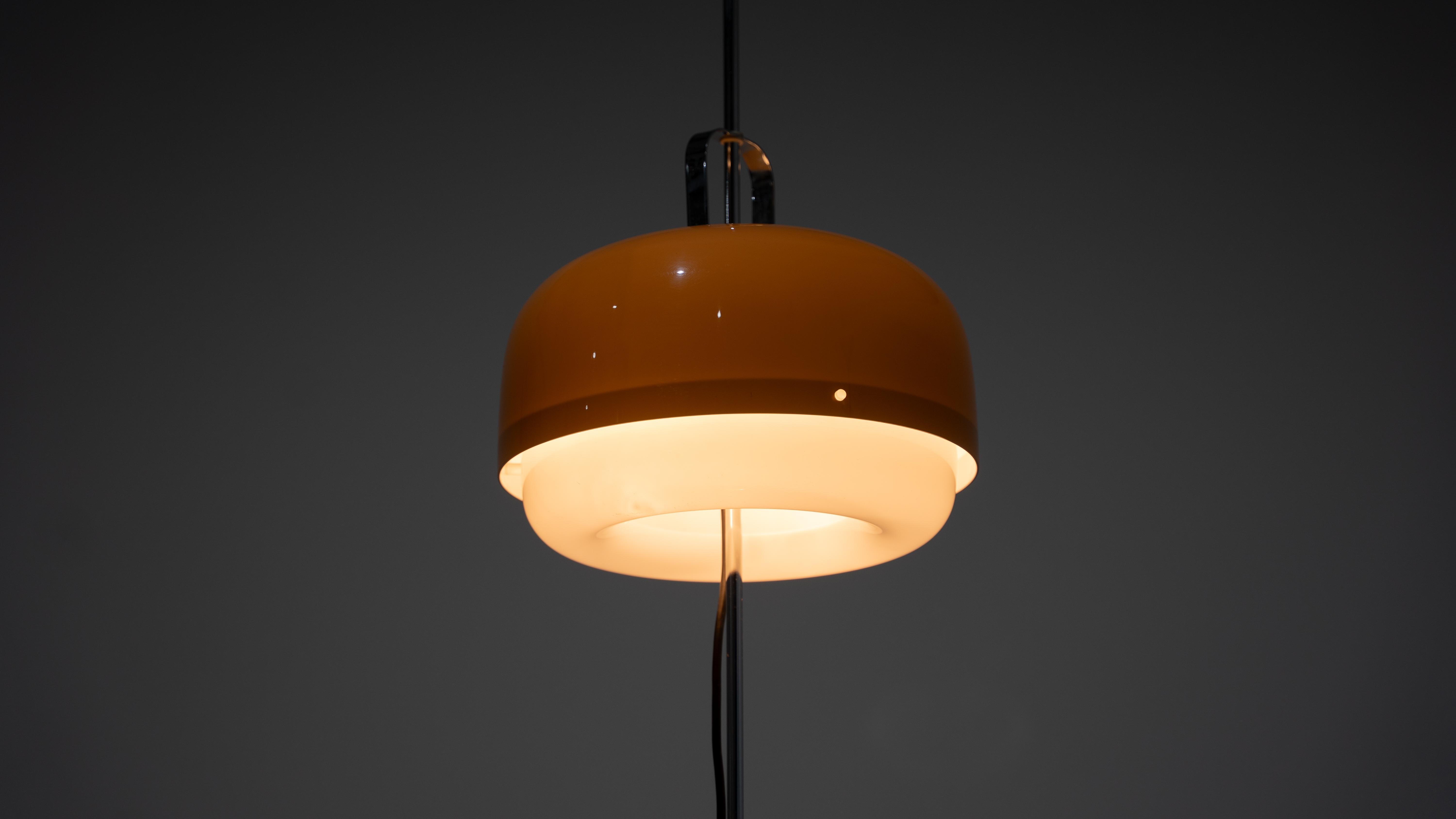 Harvey Guzzini Lampada da terra vintage marrone Meblo in vendita 6