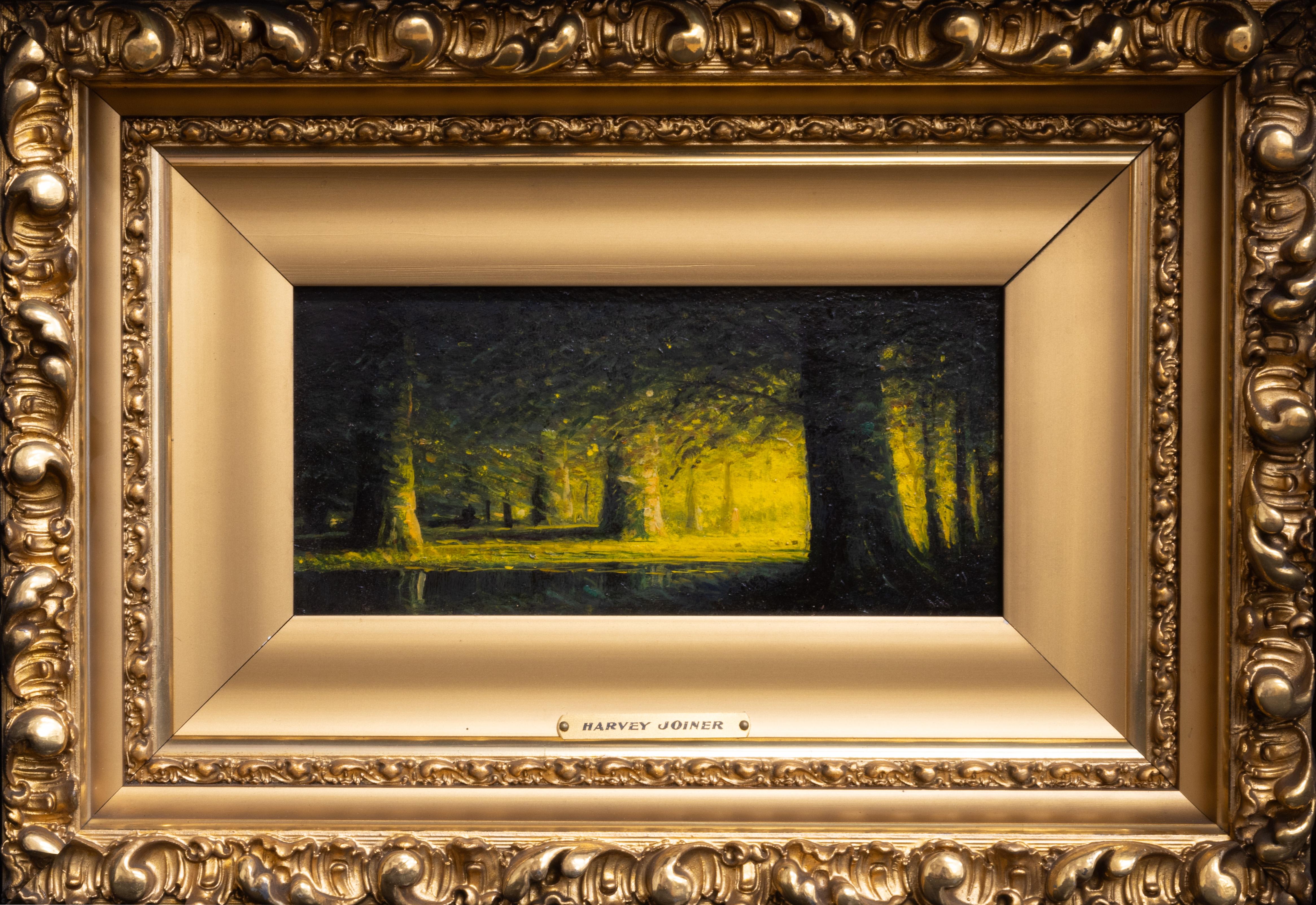 Una luce dorata attraverso le faggete - Painting di Harvey Joiner