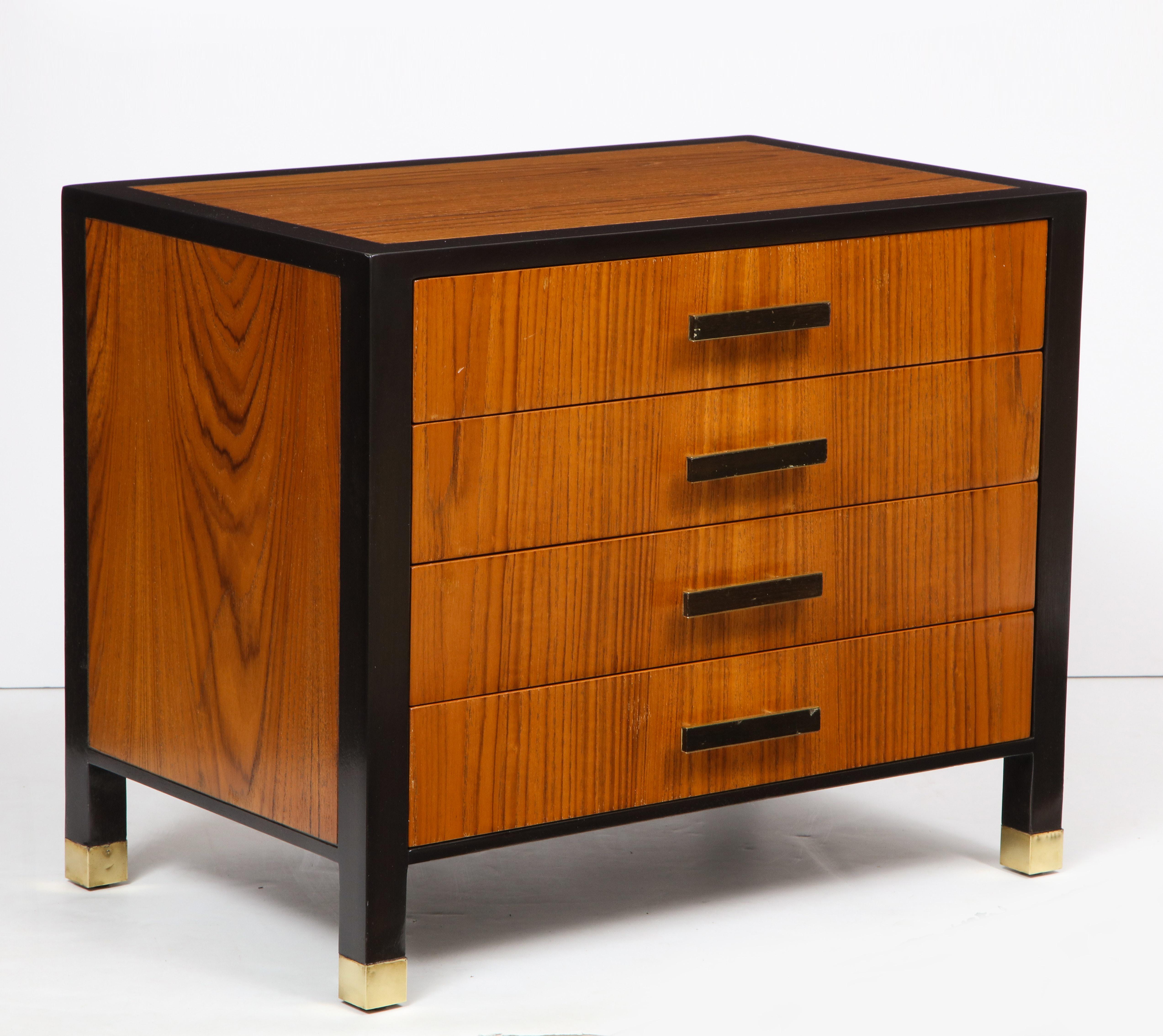 Harvey Probber 4-Drawer Nightstands In Excellent Condition For Sale In New York, NY