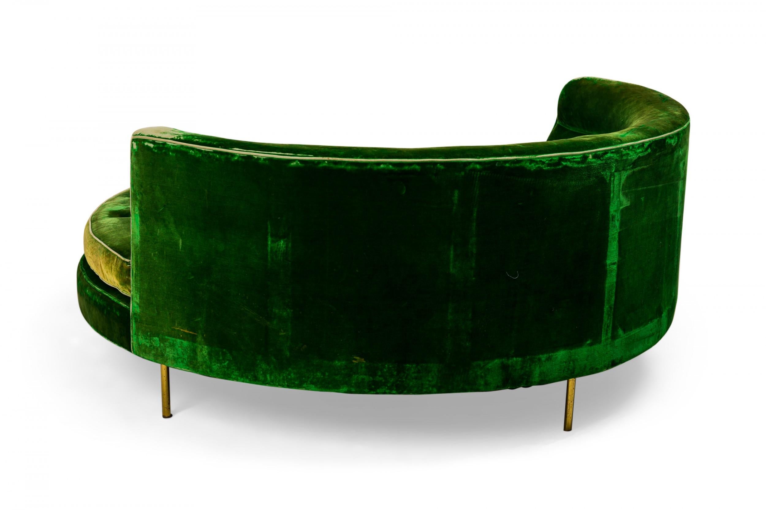 20th Century Harvey Probber American Mid-Century Green Velvet Round Sofa For Sale